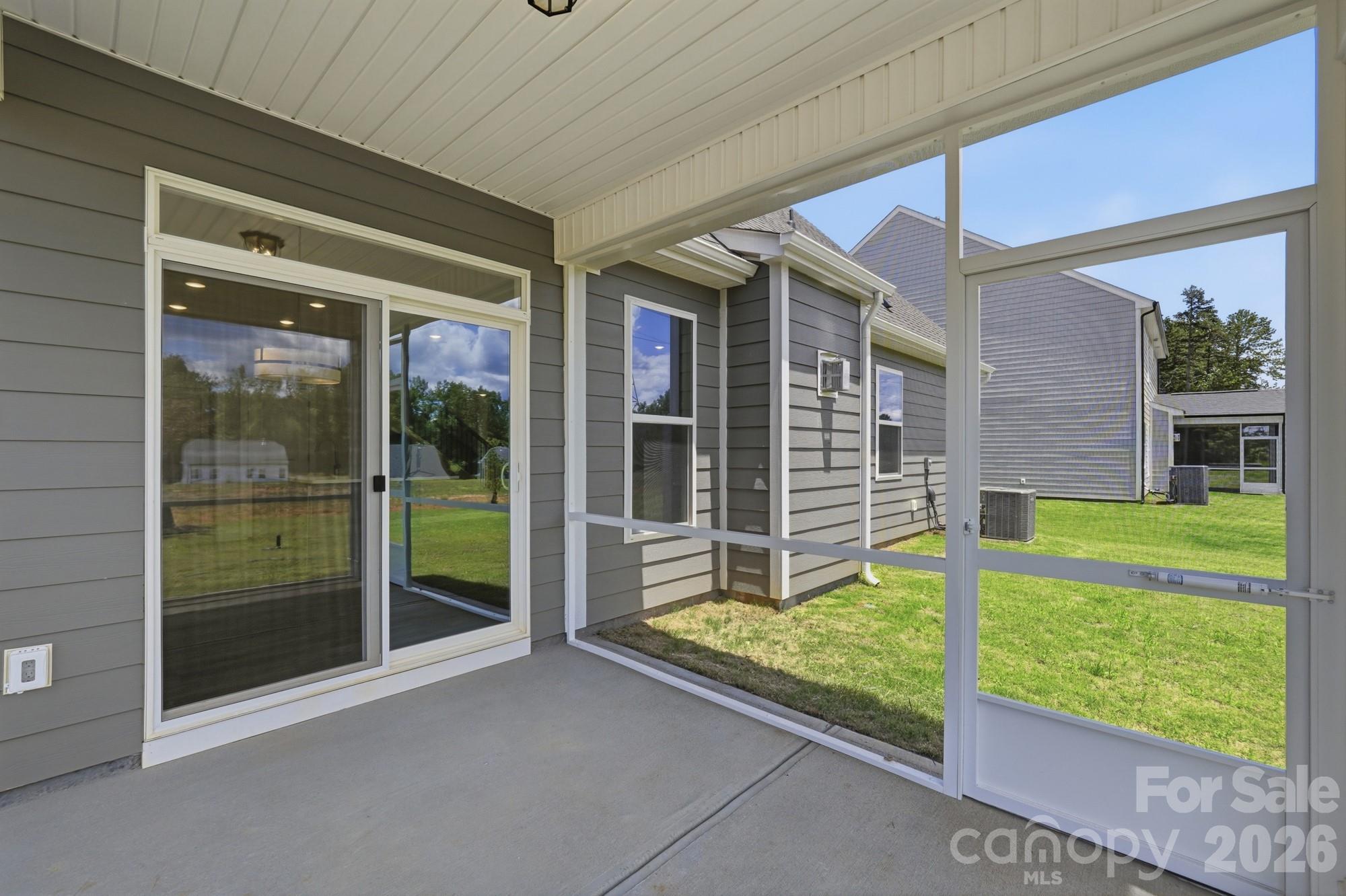 15216 First Broad Drive — Huntersville