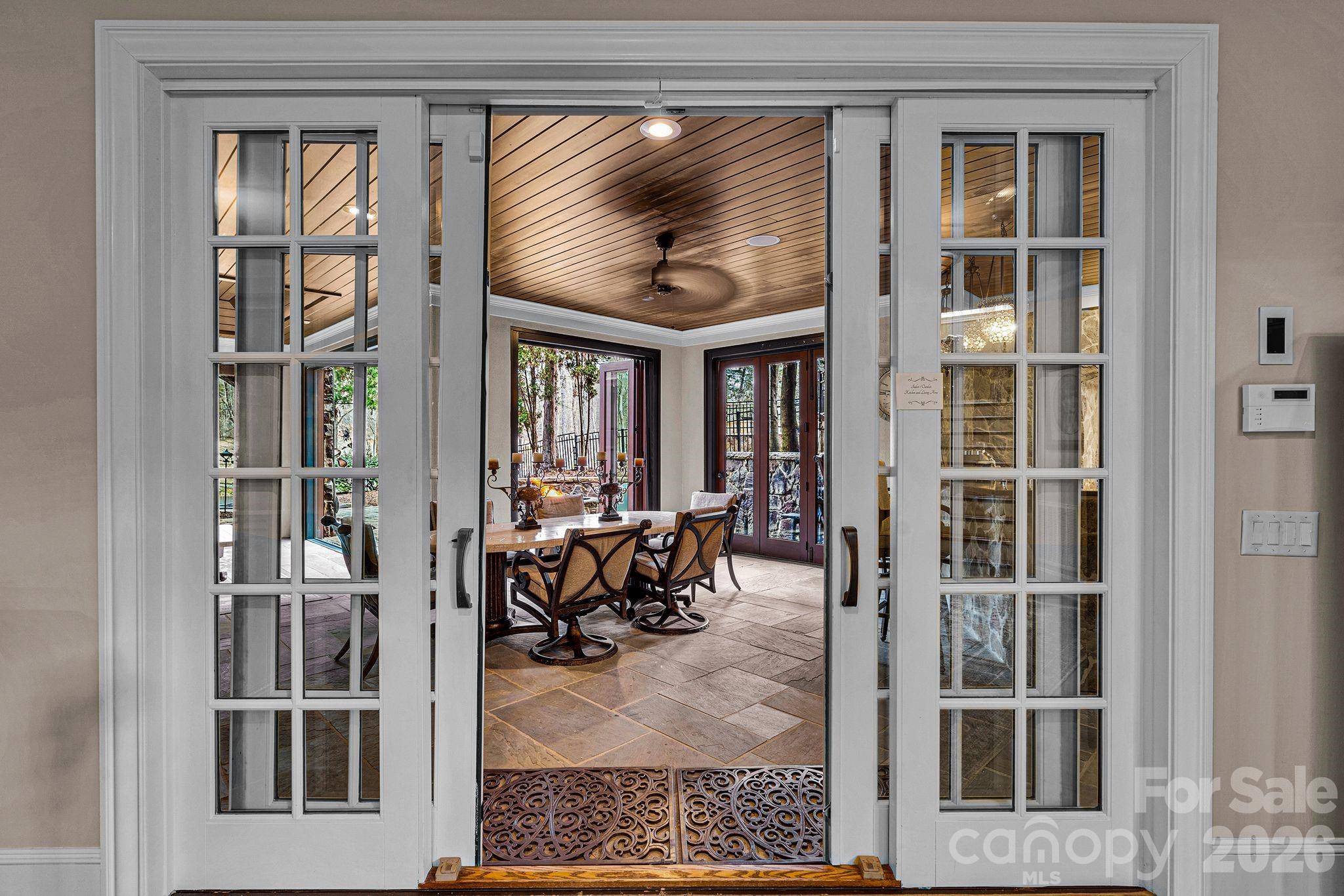 13837 Grand Palisades Parkway — Charlotte