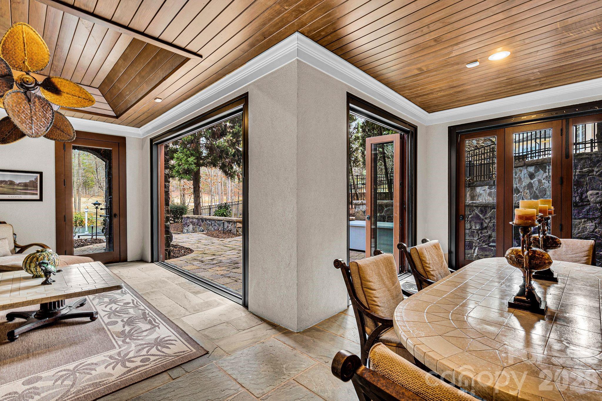 13837 Grand Palisades Parkway — Charlotte