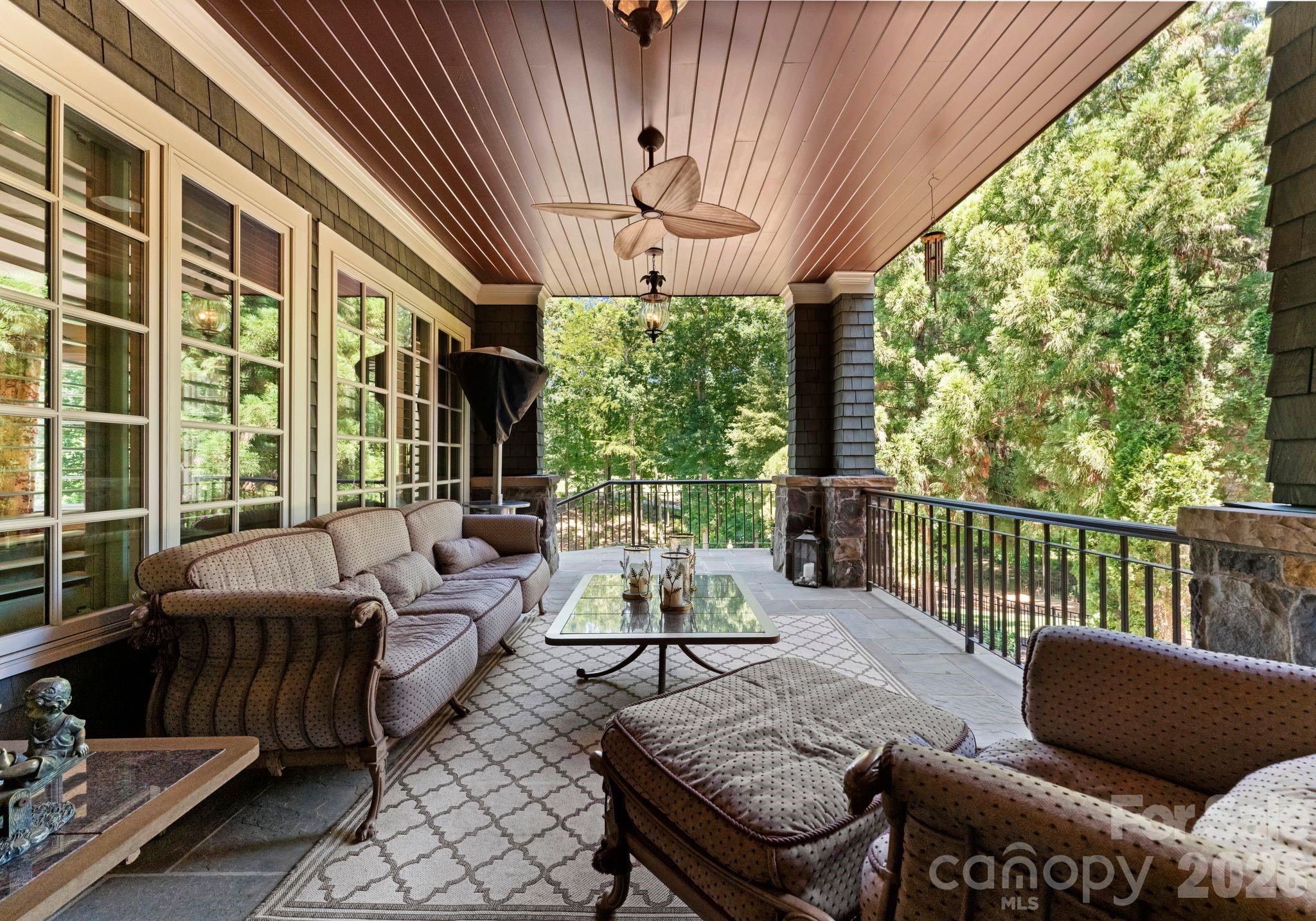 13837 Grand Palisades Parkway — Charlotte
