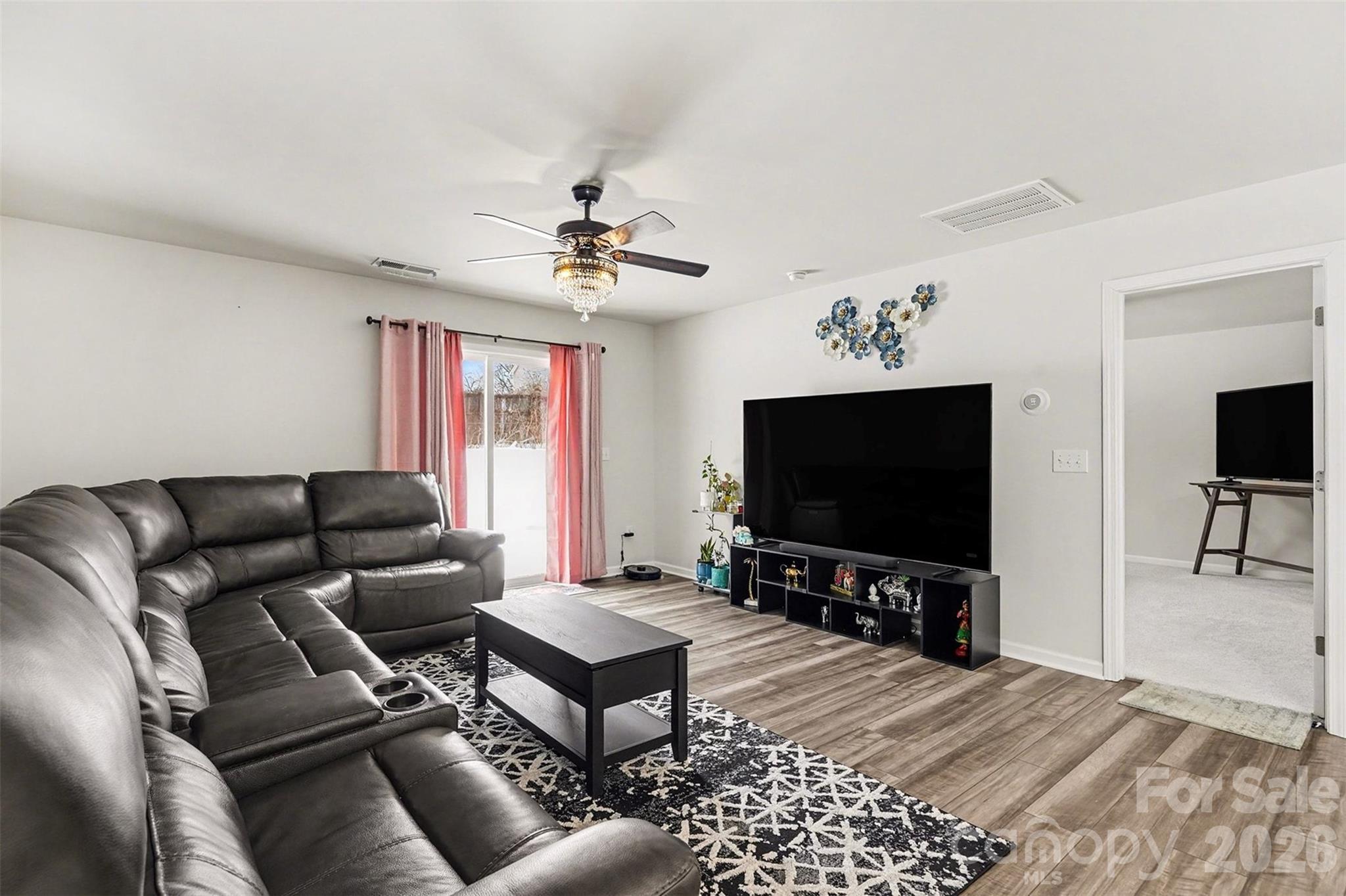 10136 Chatham Run Lane — Charlotte