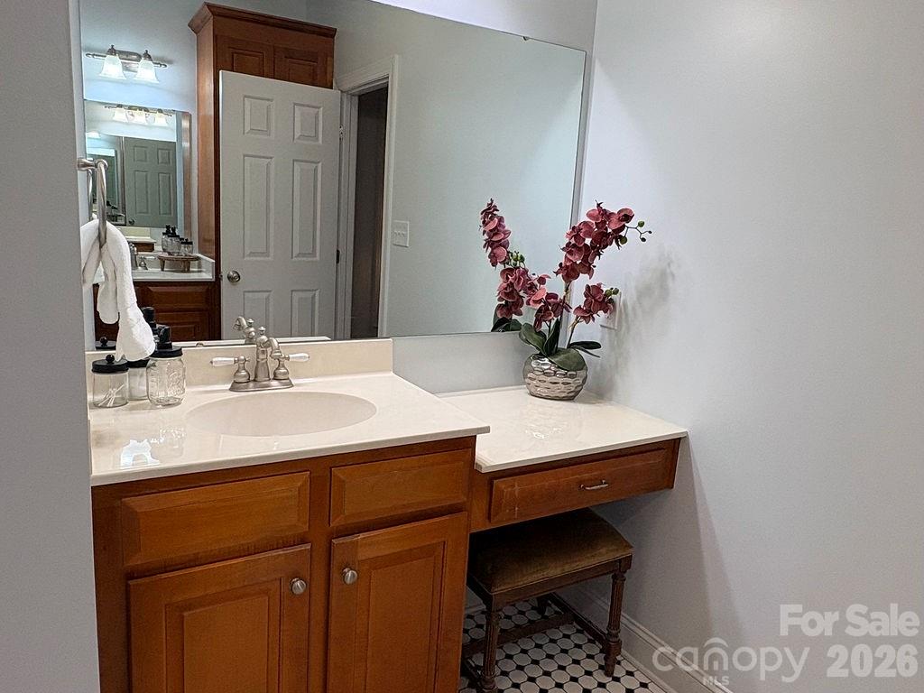 3020 N Ridge Court — Lincolnton