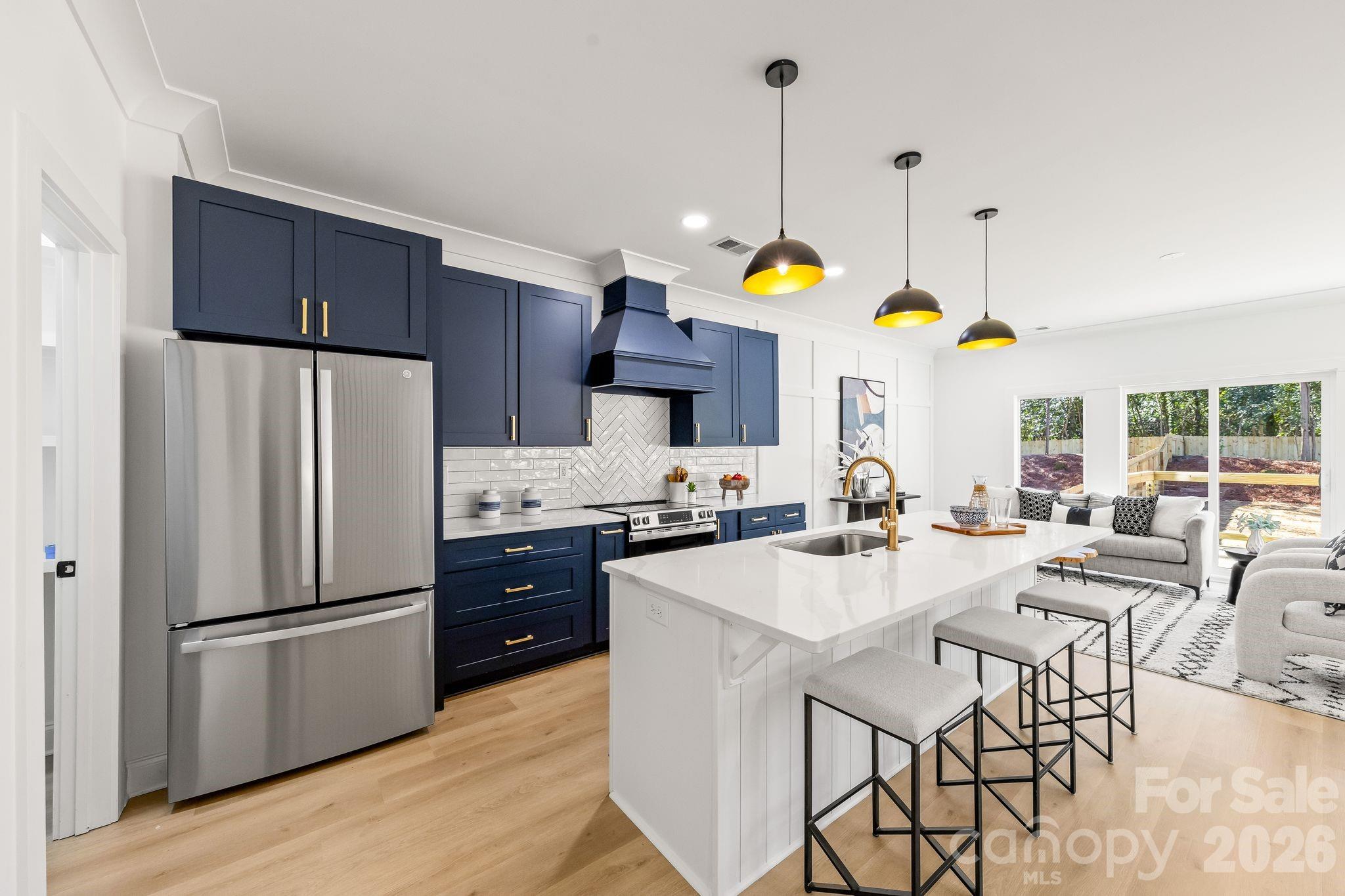 623 Colorado Avenue — Charlotte