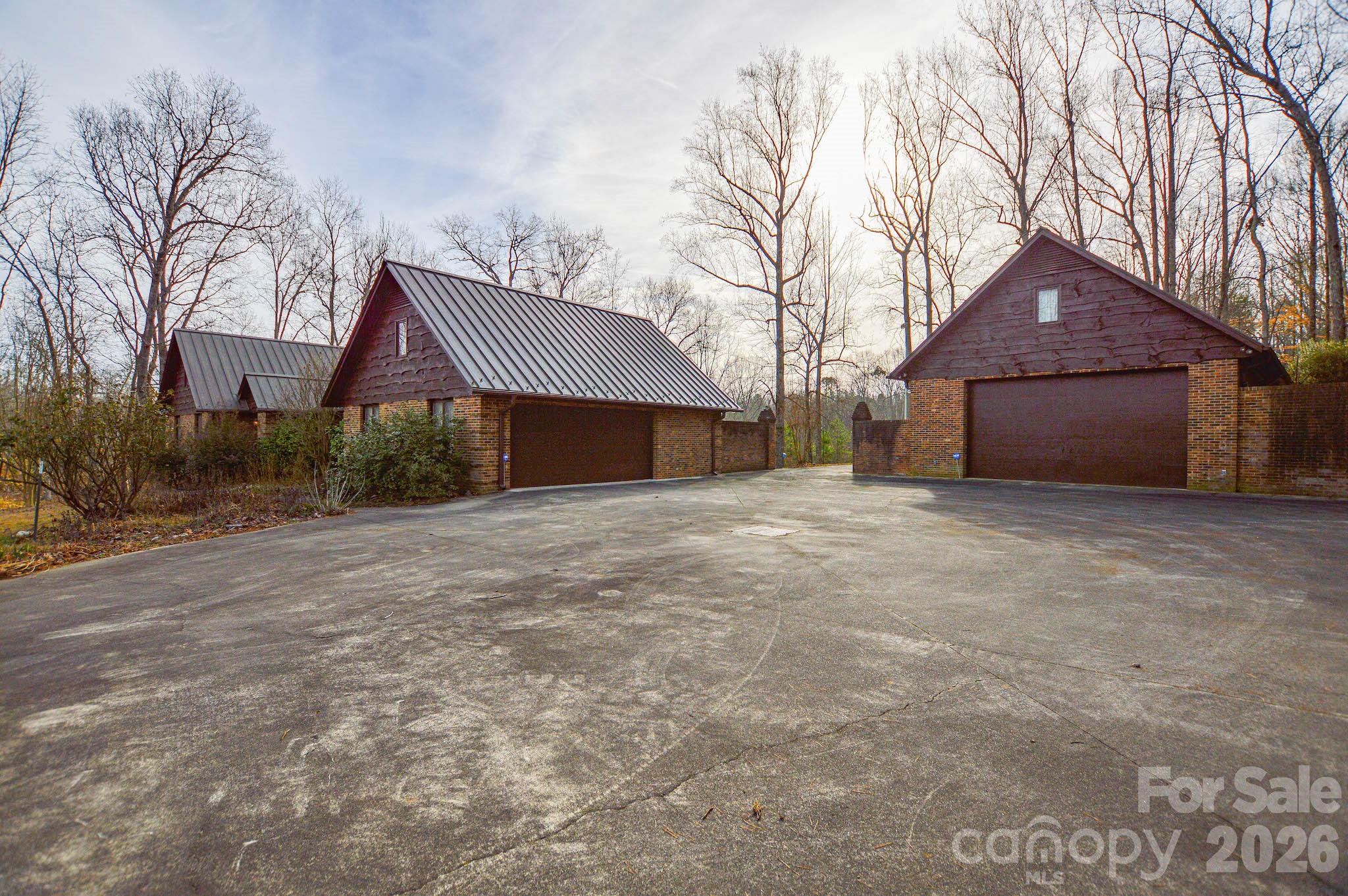 6910 Nc Hwy 49 Highway N — Mount Pleasant