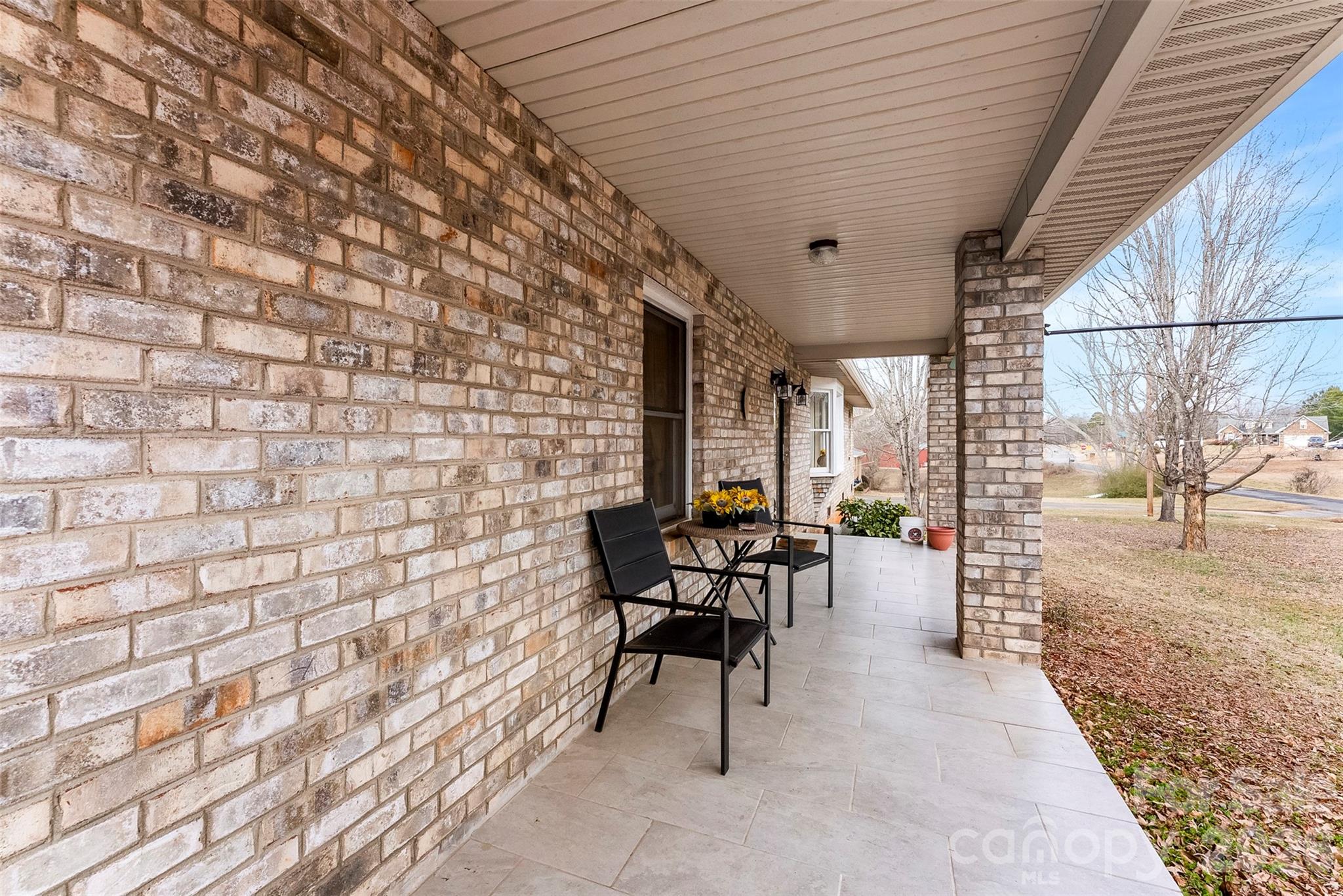 1304 Cambridge Drive — Shelby