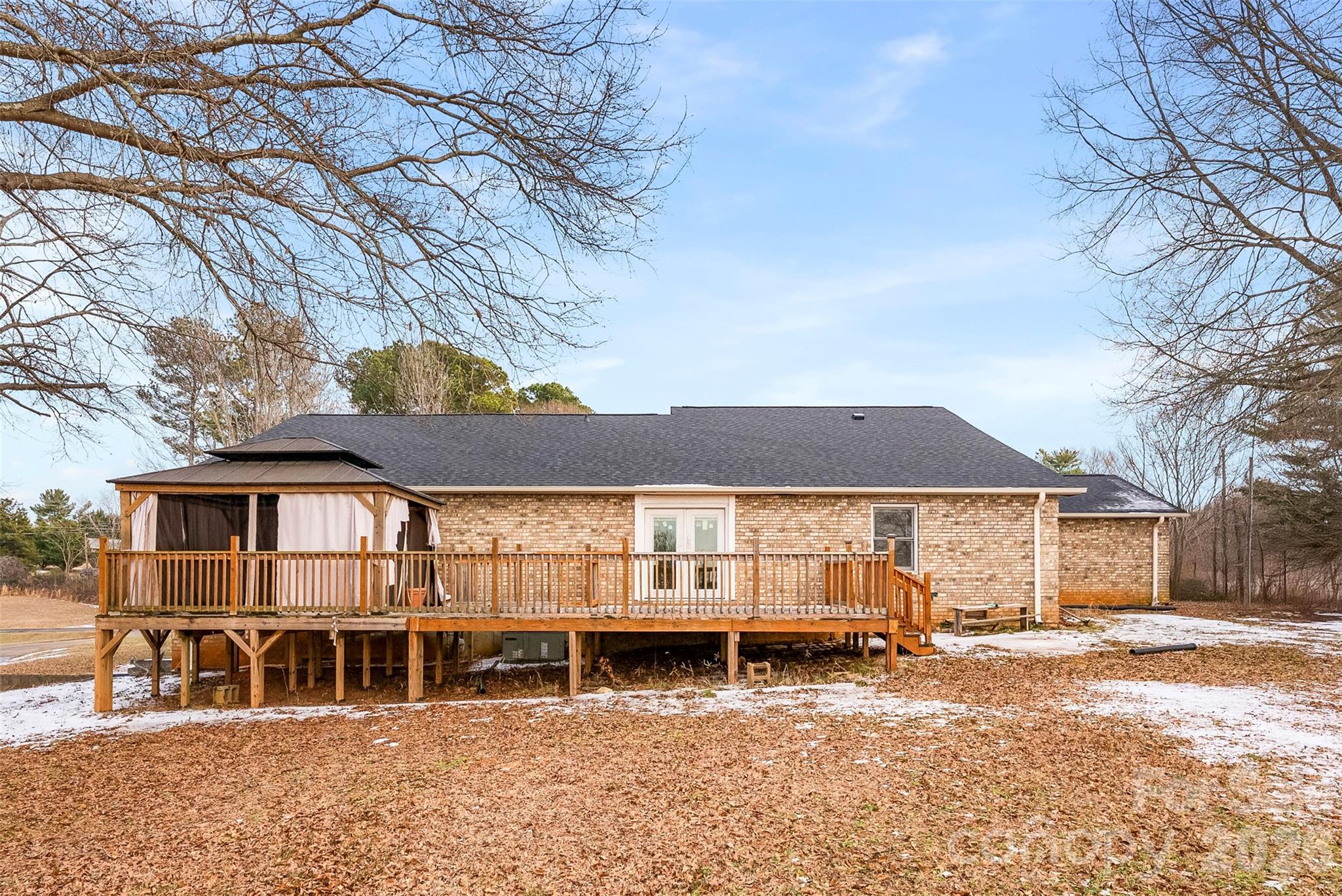 1304 Cambridge Drive — Shelby