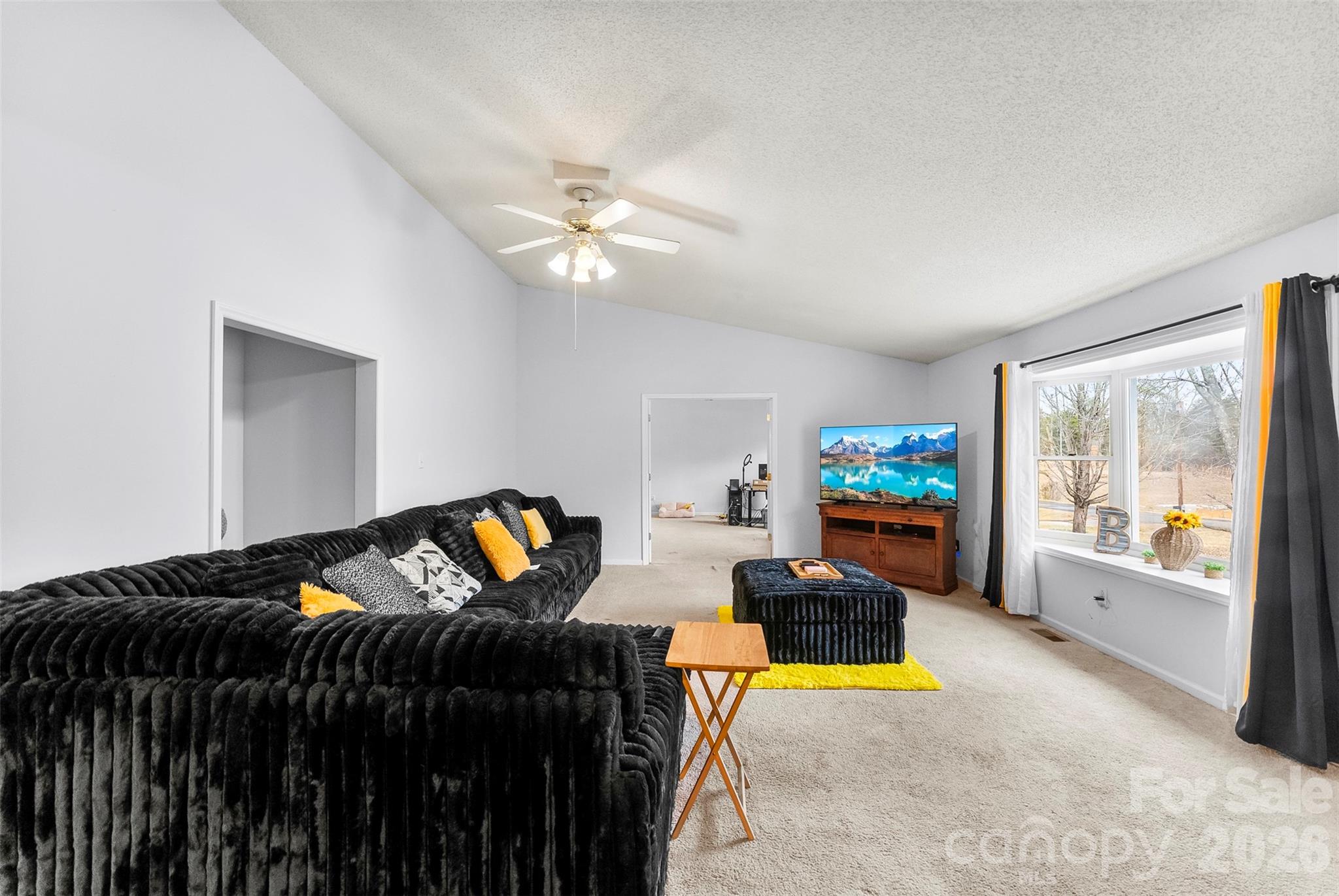 1304 Cambridge Drive — Shelby