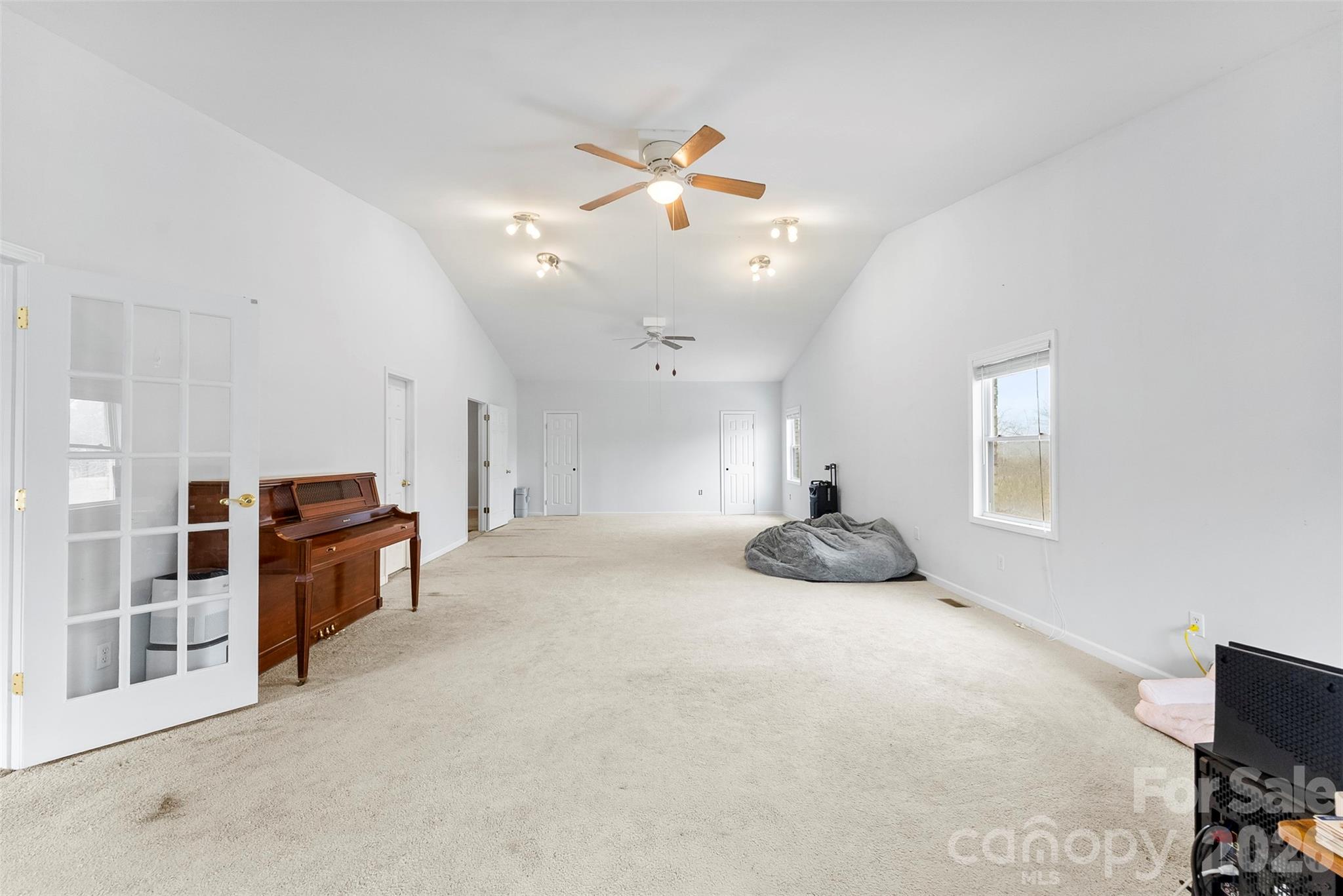 1304 Cambridge Drive — Shelby
