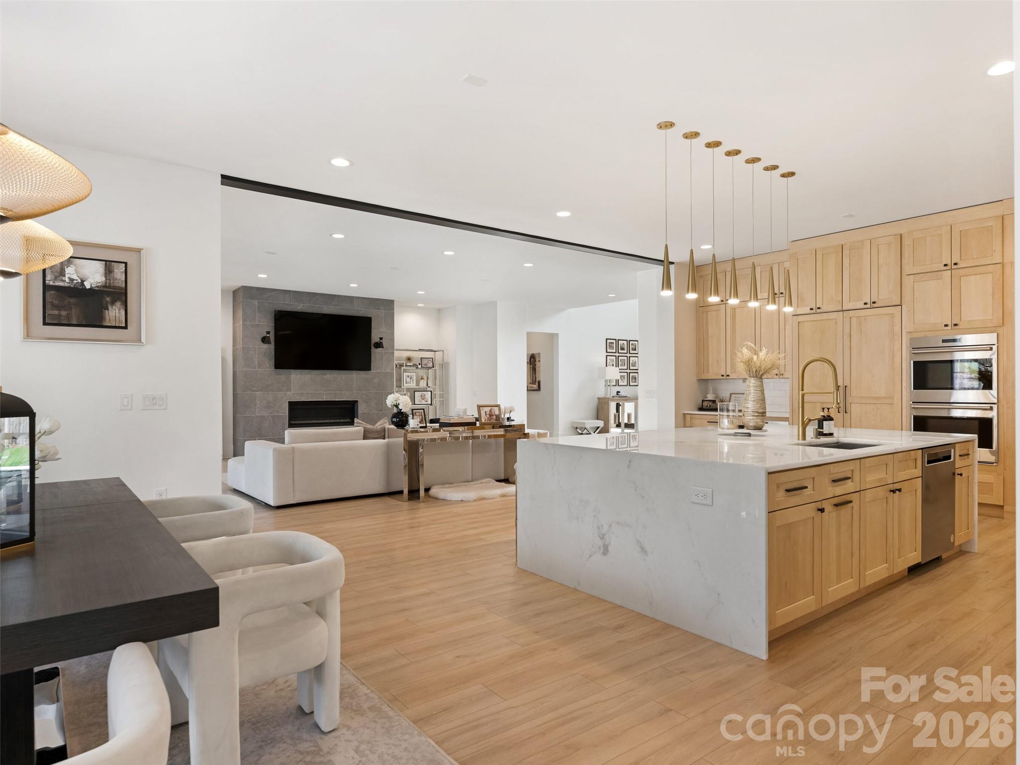 6017 Oxfordshire Road — Waxhaw