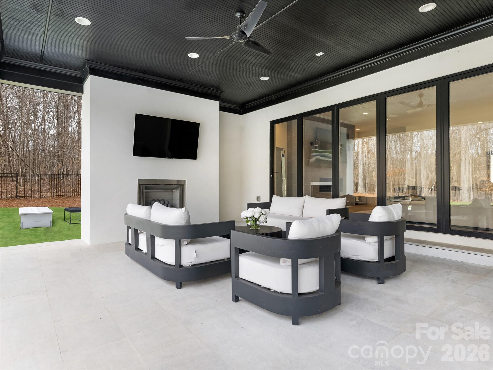 6017 Oxfordshire Road — Waxhaw