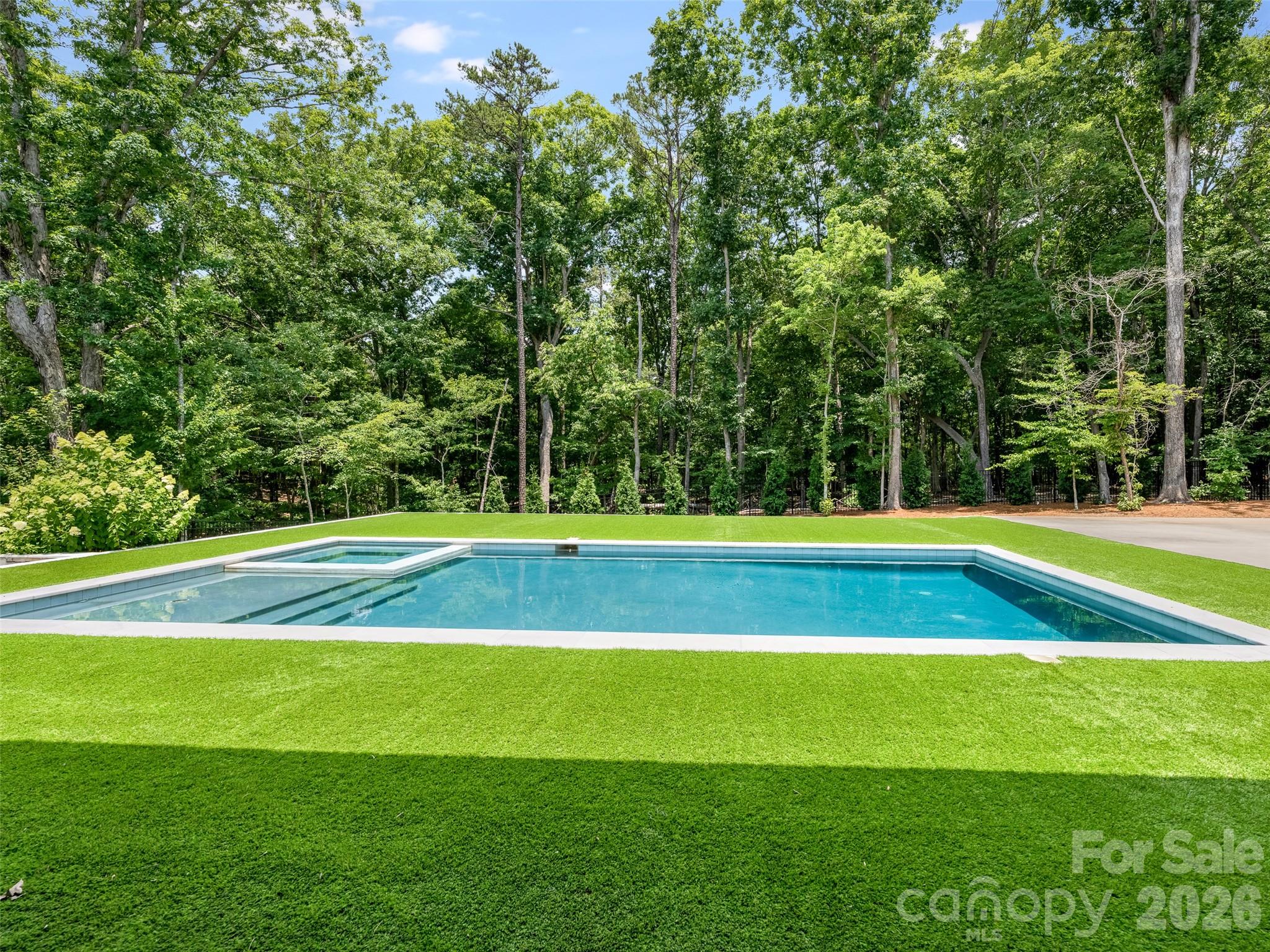 6017 Oxfordshire Road — Waxhaw
