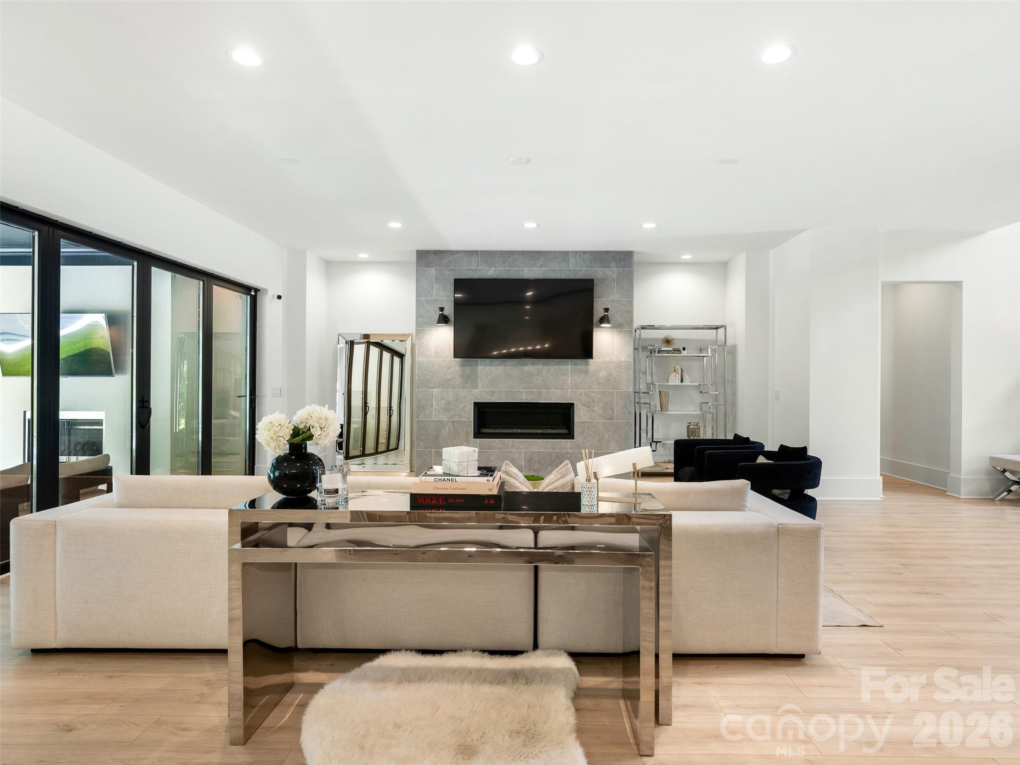6017 Oxfordshire Road — Waxhaw