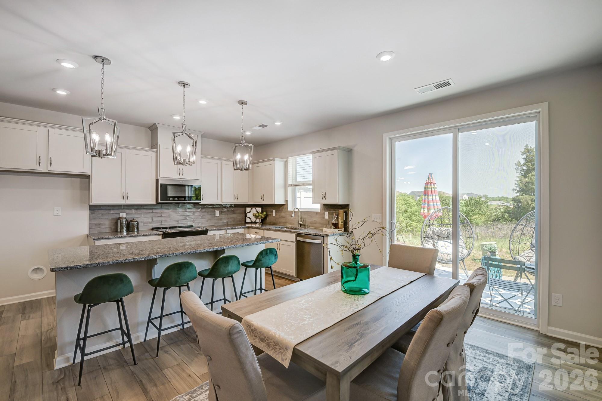 9234 Pagoda Oak Drive — Charlotte