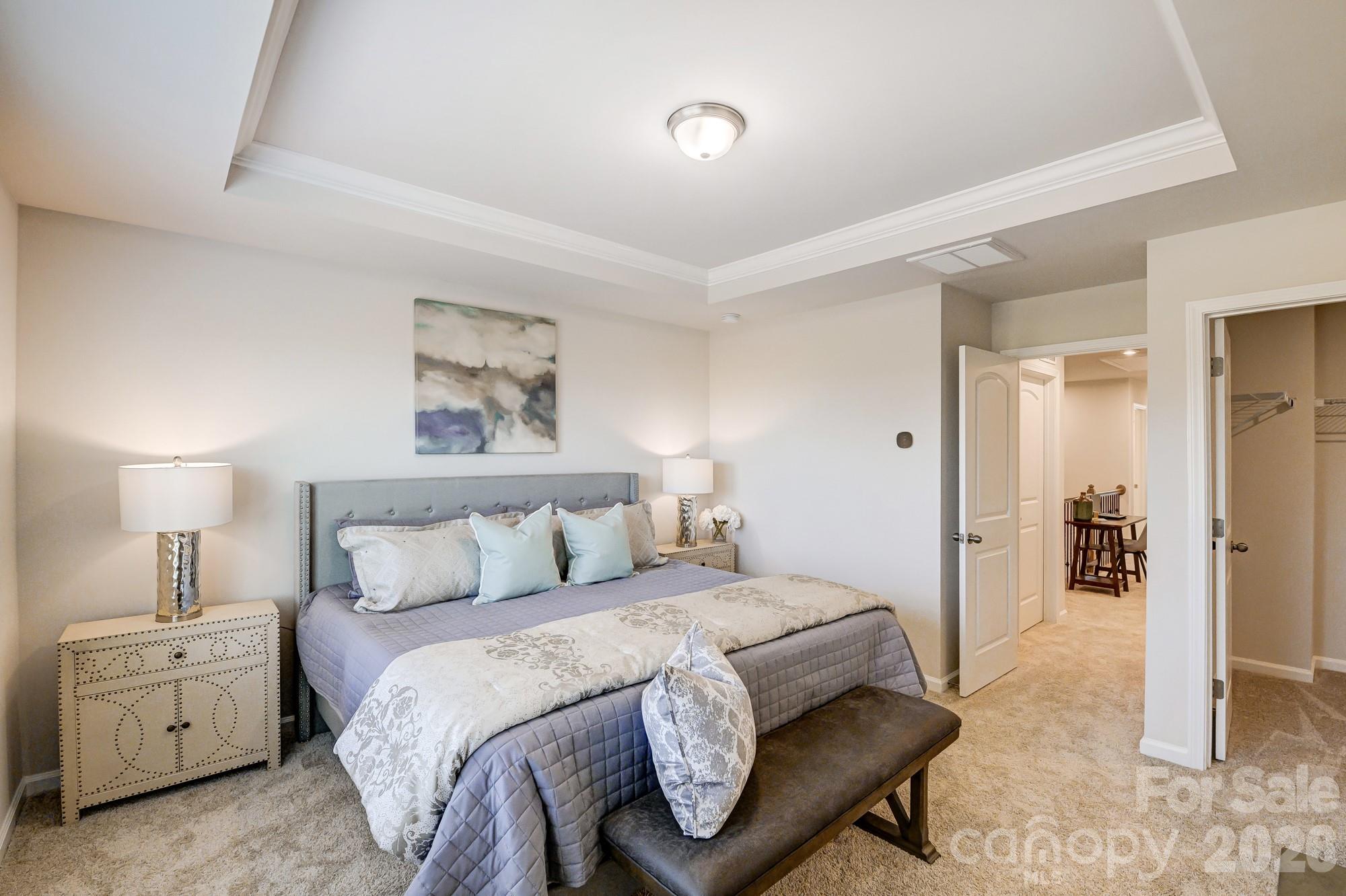 9234 Pagoda Oak Drive — Charlotte