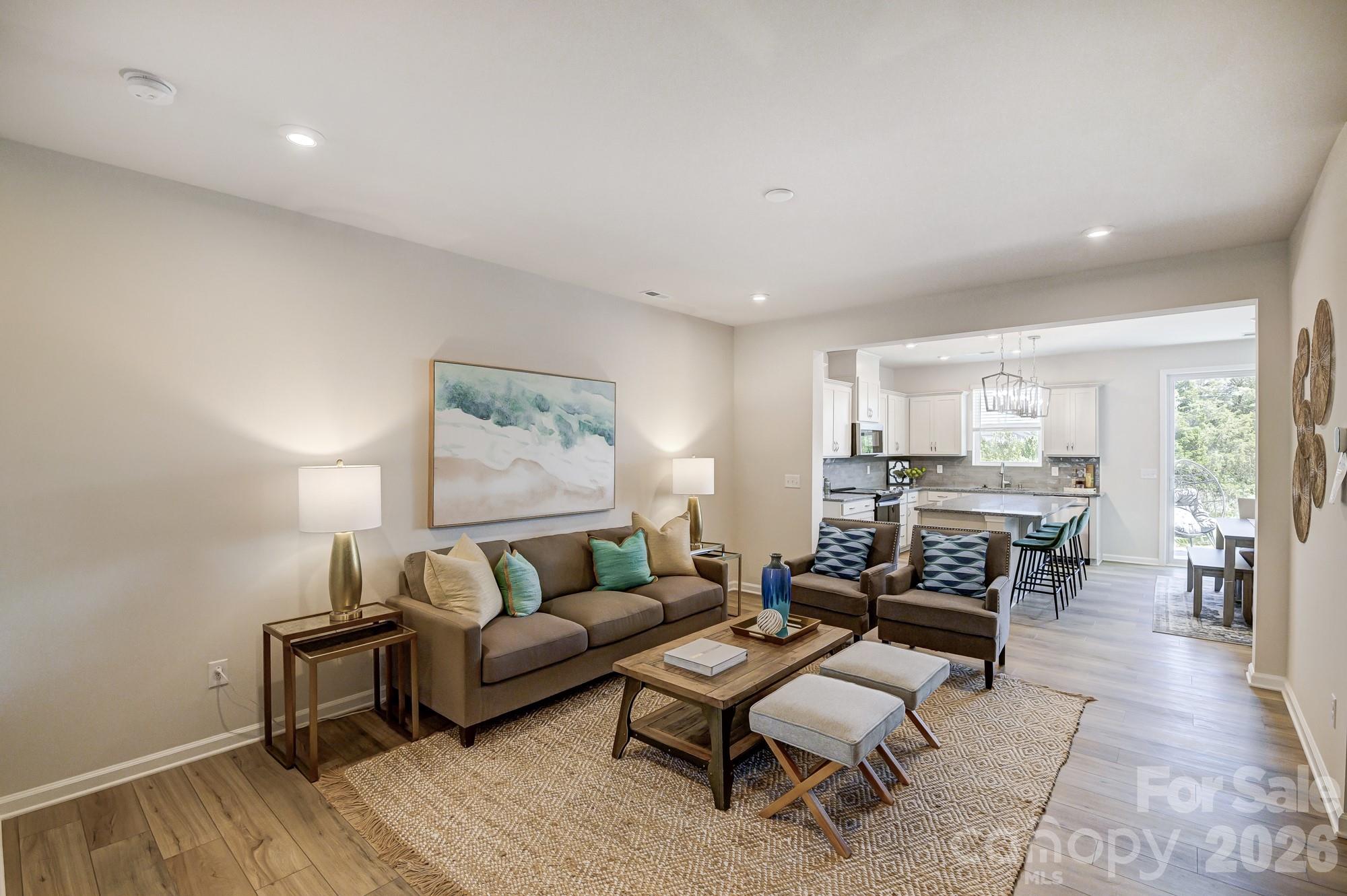 9234 Pagoda Oak Drive — Charlotte
