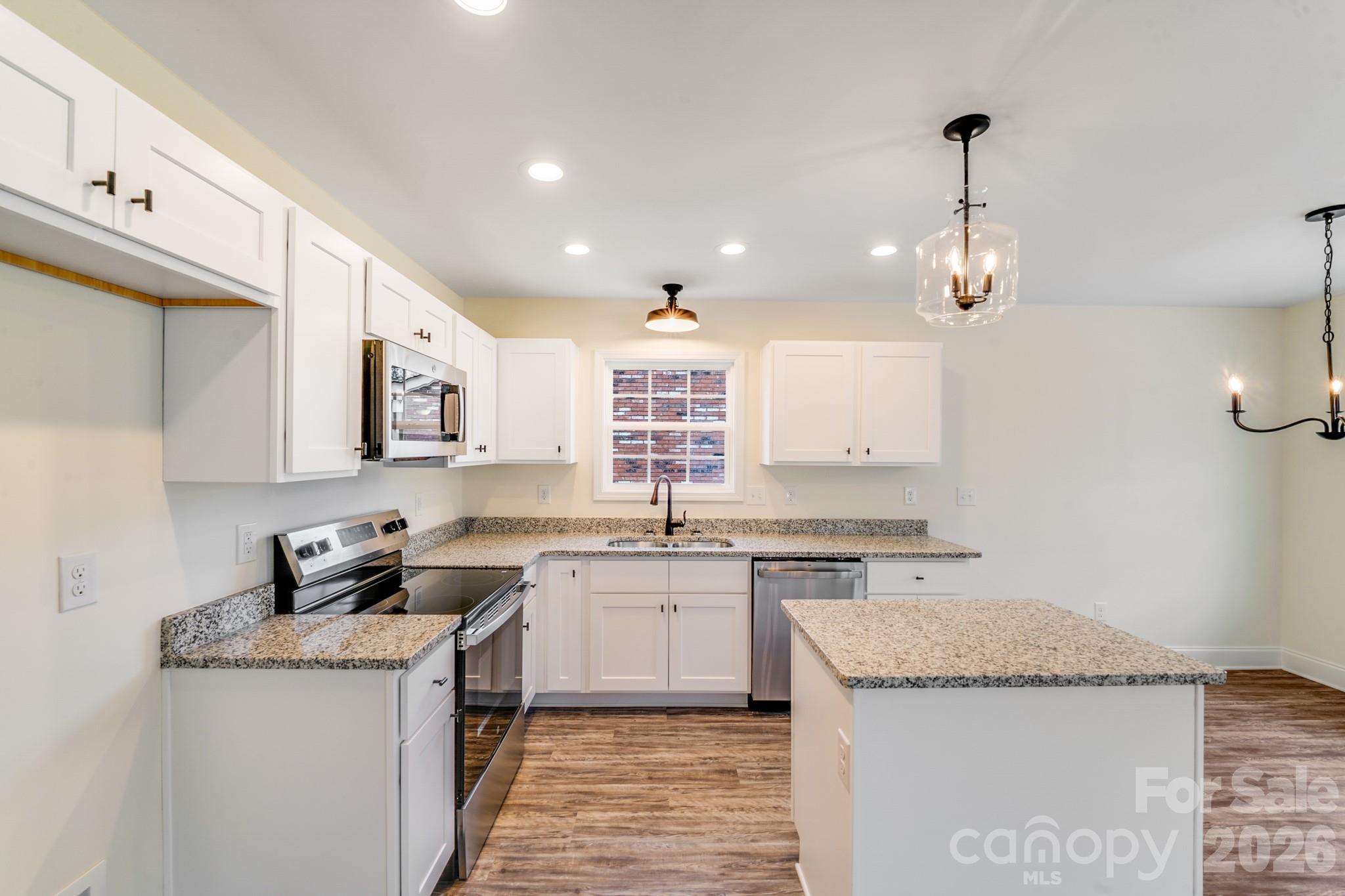 1082 Carolina Avenue Extension — Rock Hill