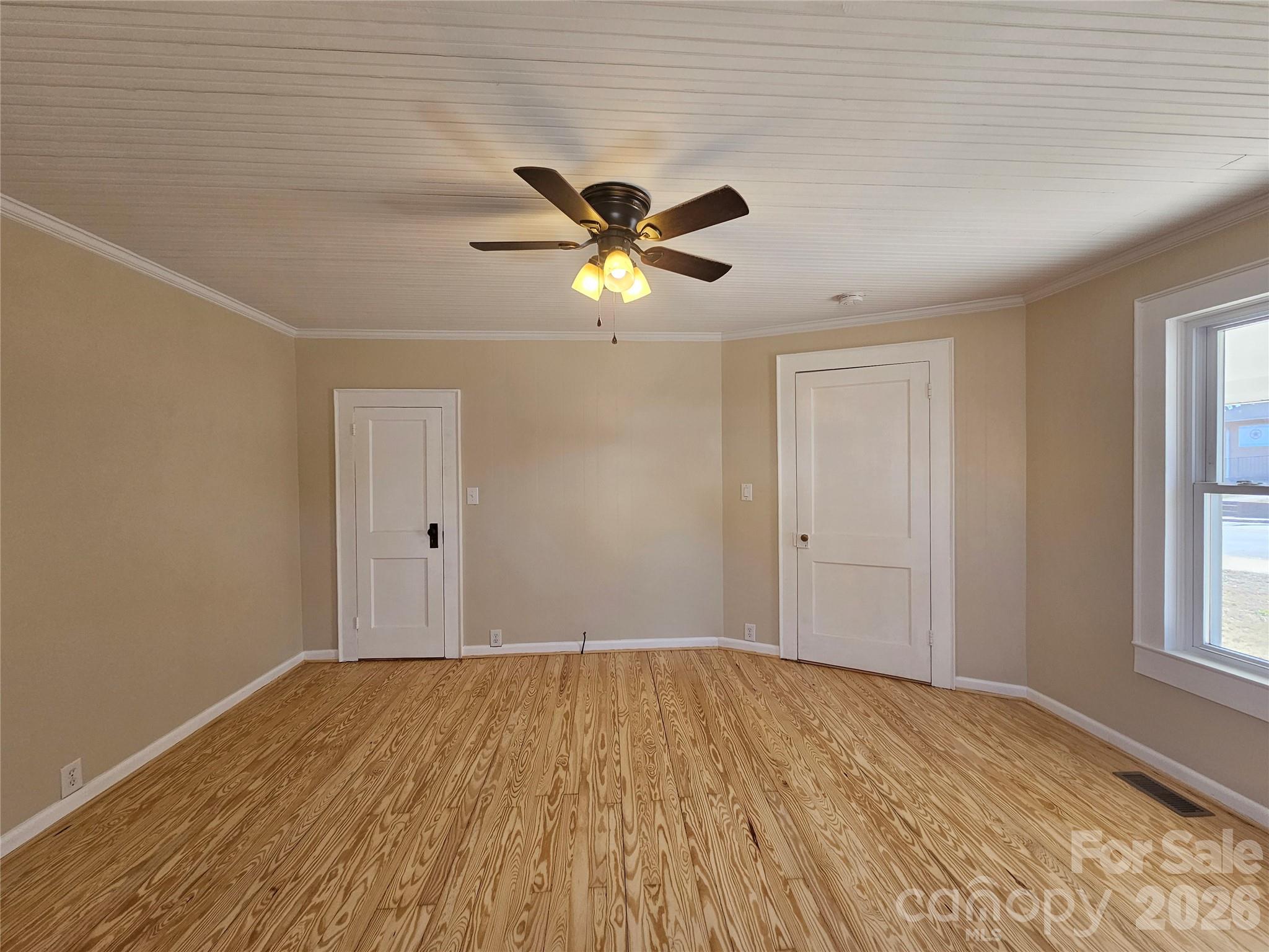 208 W Main Street — Lawndale