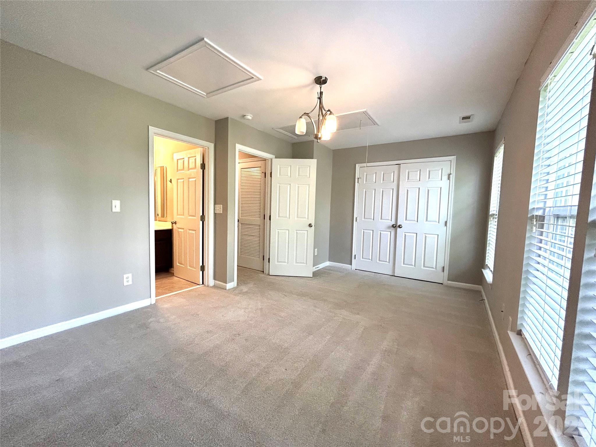 251 Lincoln Street — Charlotte