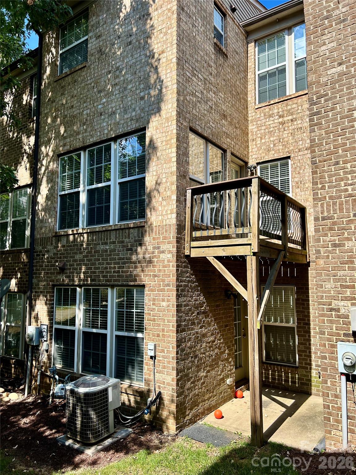 251 Lincoln Street — Charlotte