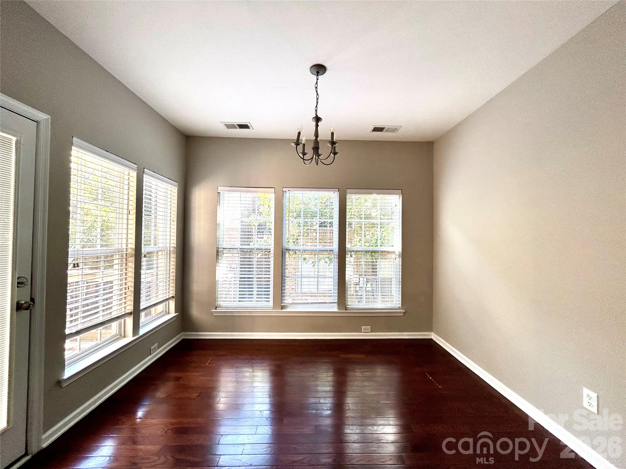 251 Lincoln Street — Charlotte