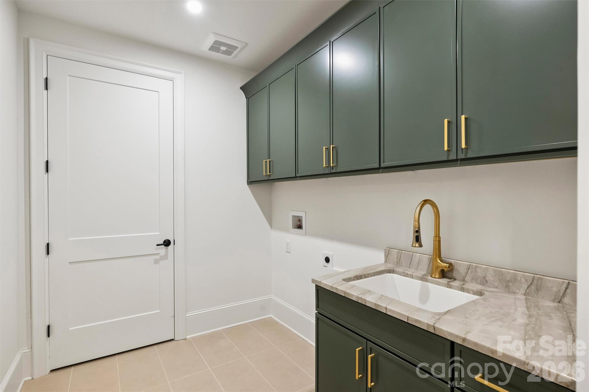 409 Queens Road #101 — Charlotte