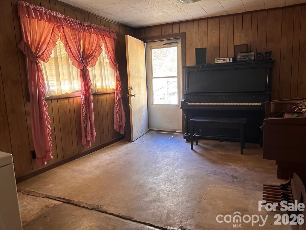 206 Railroad Street — Mooresboro