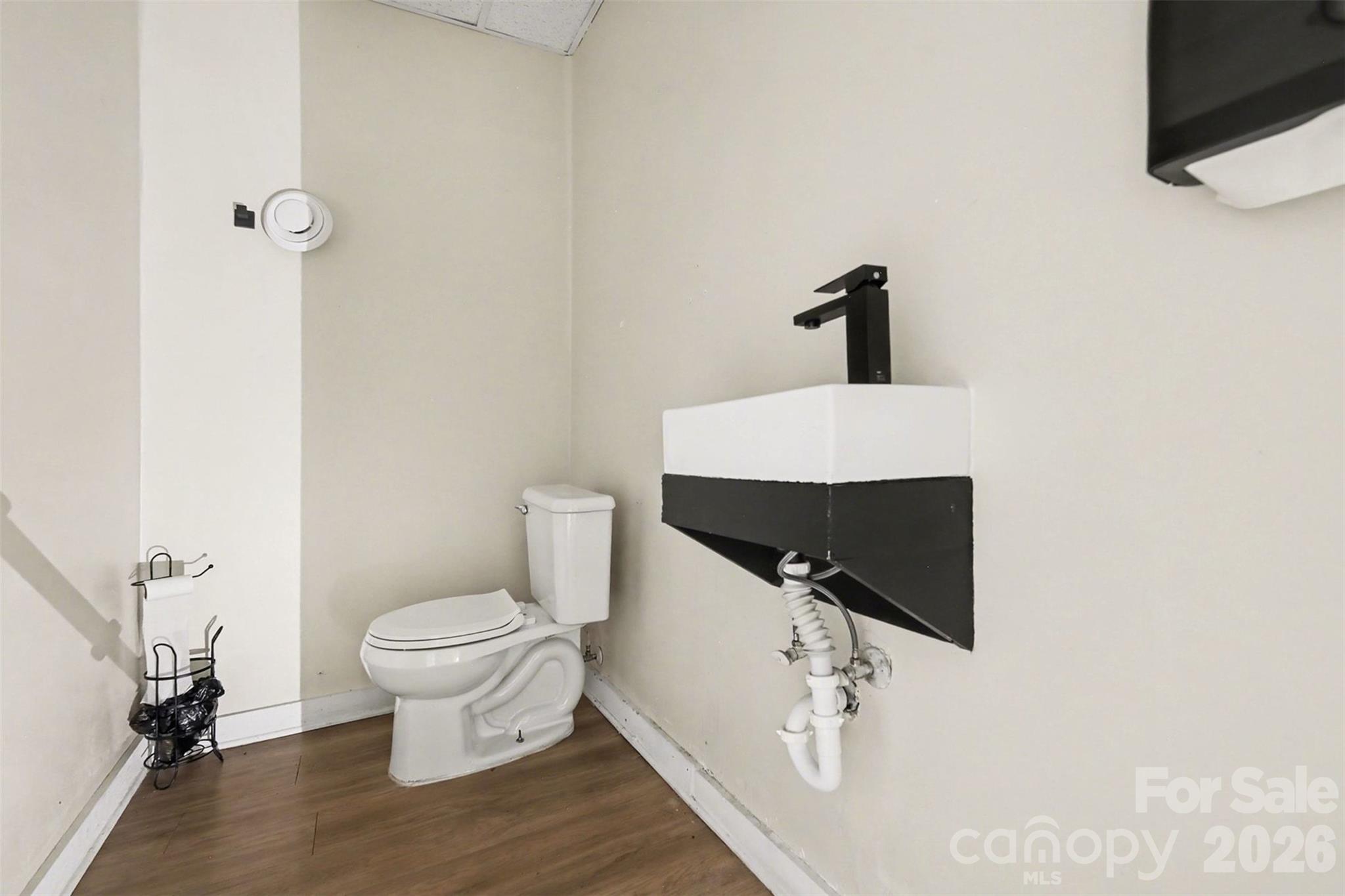 104 N Dilling Street — Kings Mountain