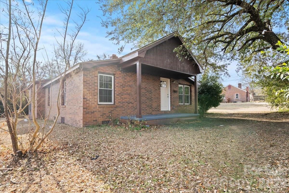 32 Roddy Street — Cheraw