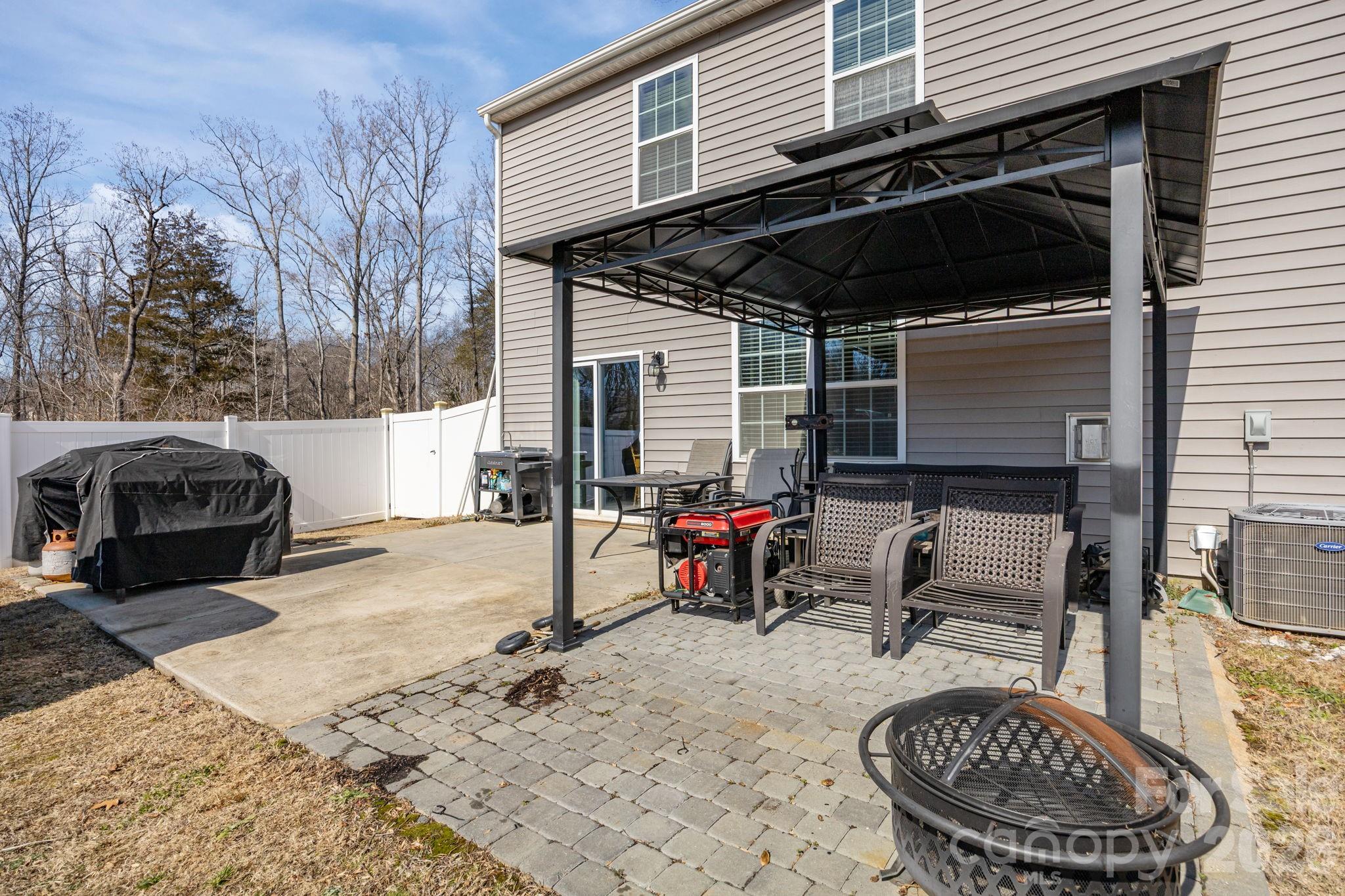 9839 Oak Barrel Lane — Charlotte