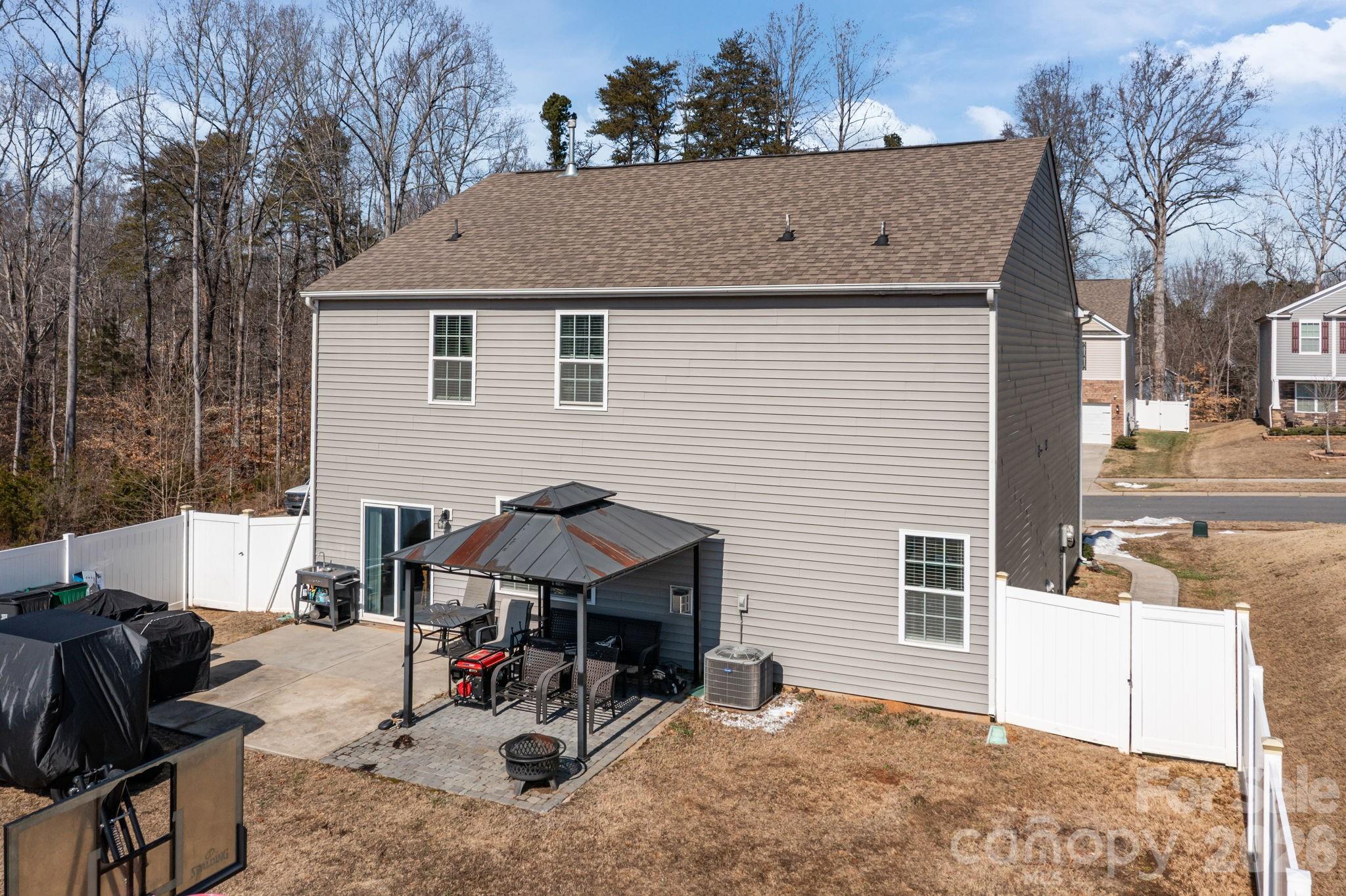 9839 Oak Barrel Lane — Charlotte