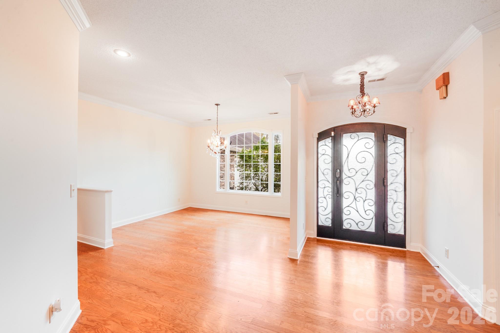 5329 Kuykendall Road — Charlotte