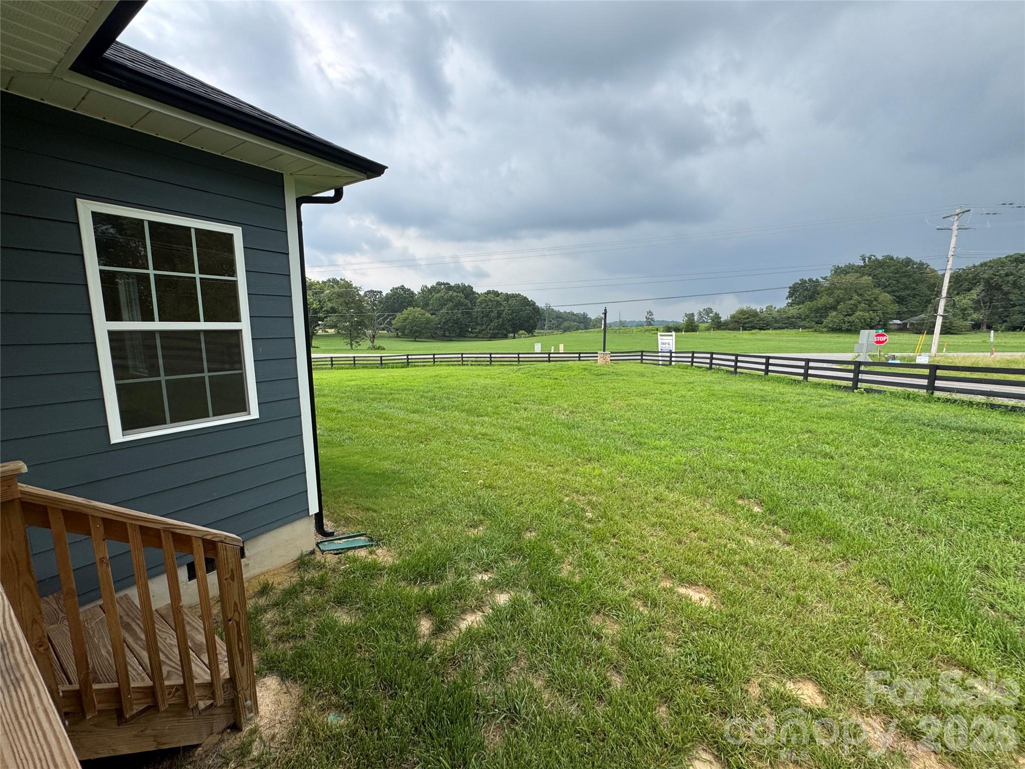140 Swan Park Lane #16 — Statesville
