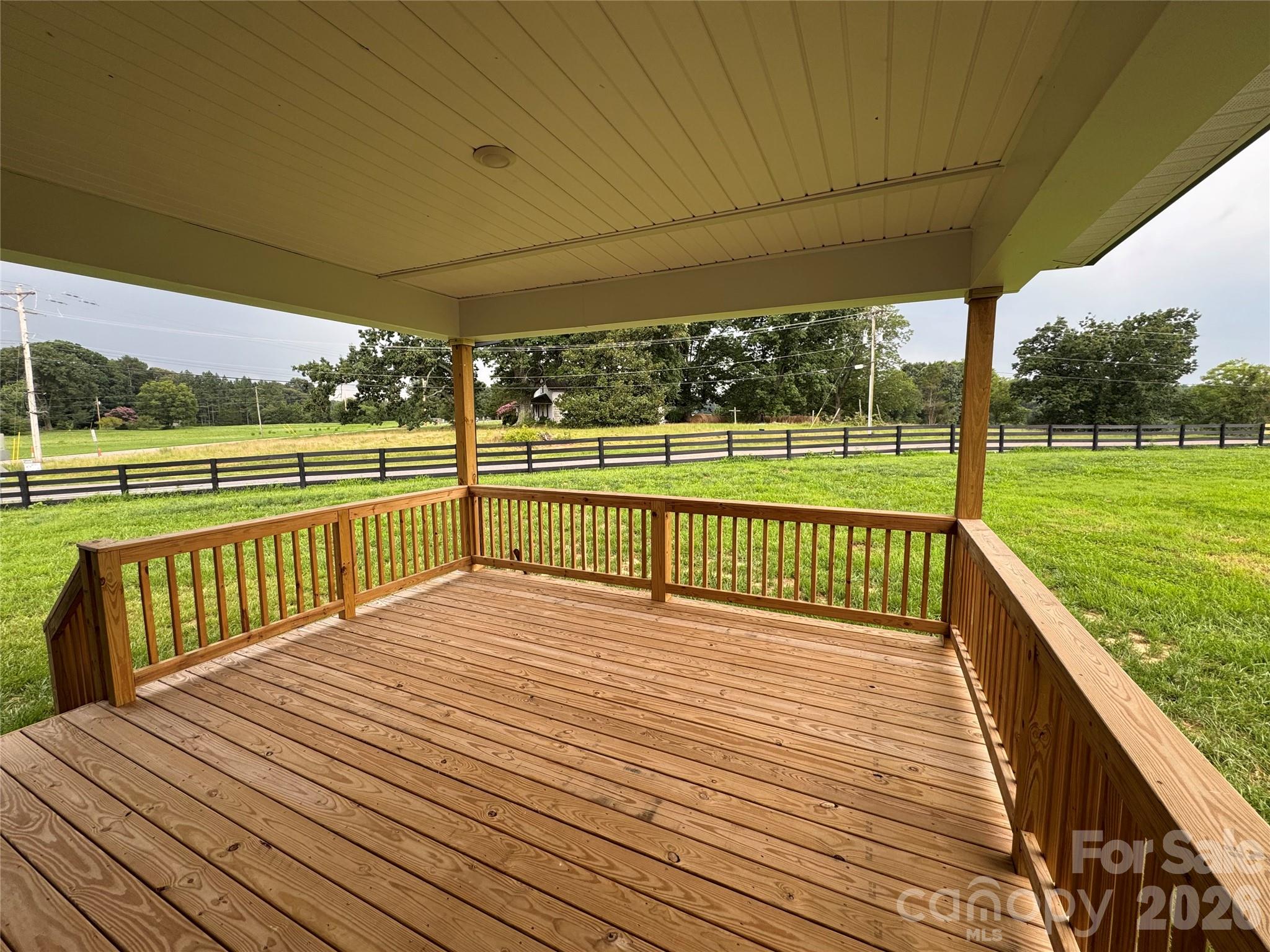 140 Swan Park Lane #16 — Statesville