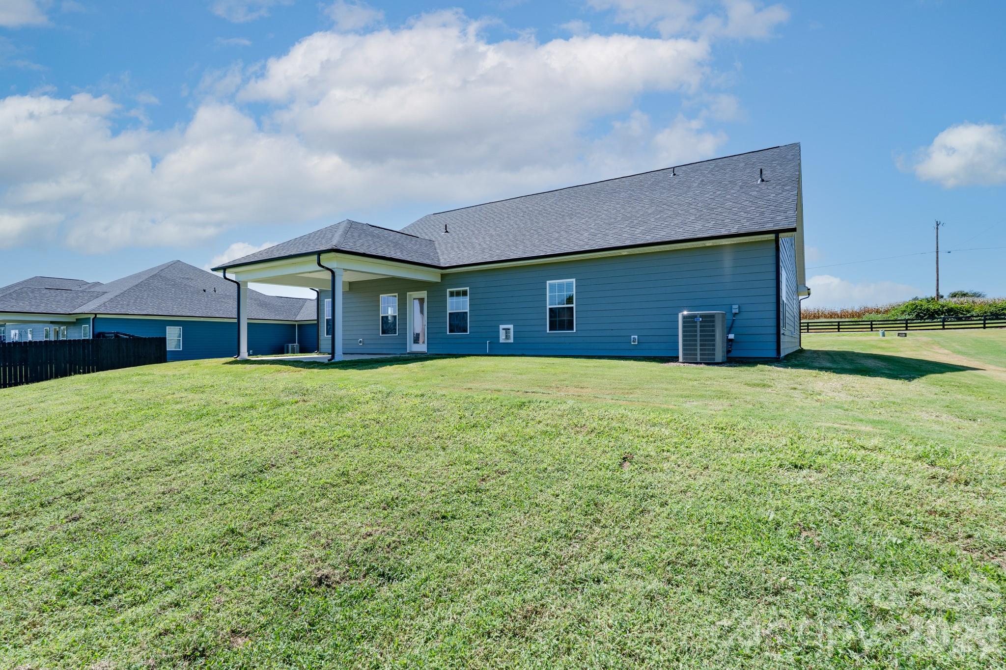 134 Swan Park Lane #17 — Statesville