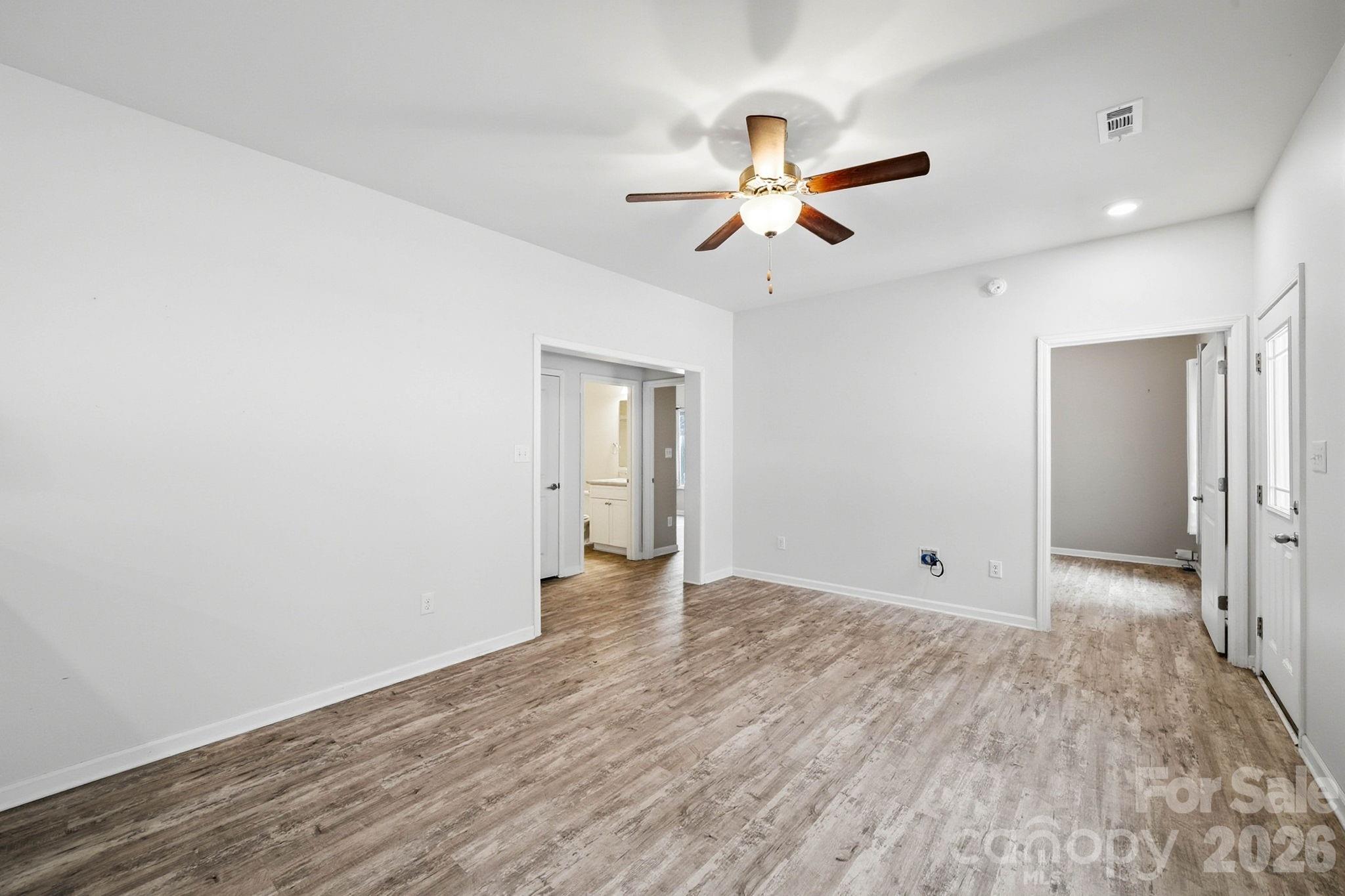 138 Lone Eagle Lane — Hendersonville
