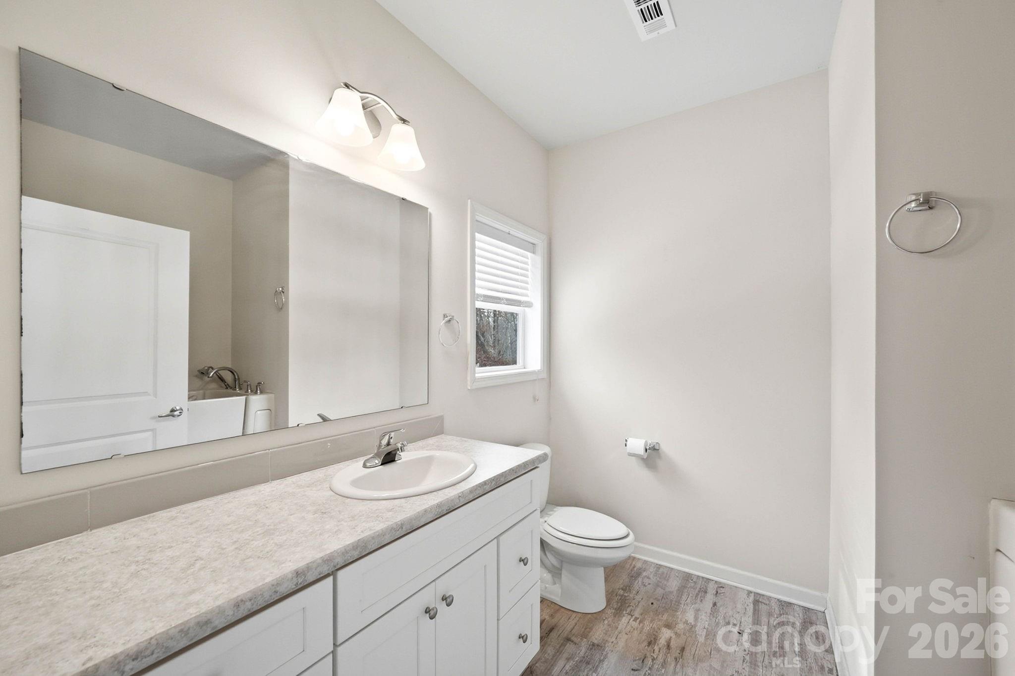 138 Lone Eagle Lane — Hendersonville