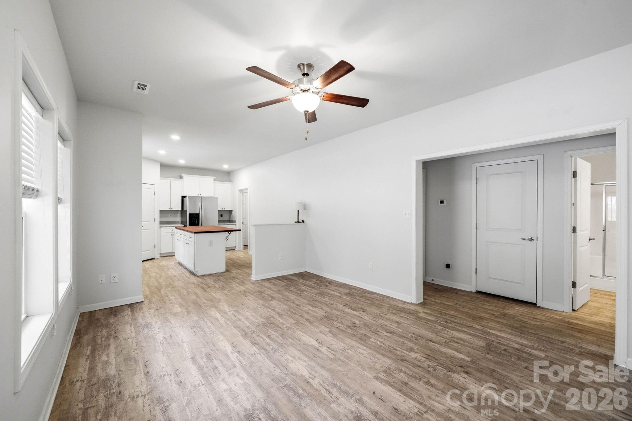 138 Lone Eagle Lane — Hendersonville