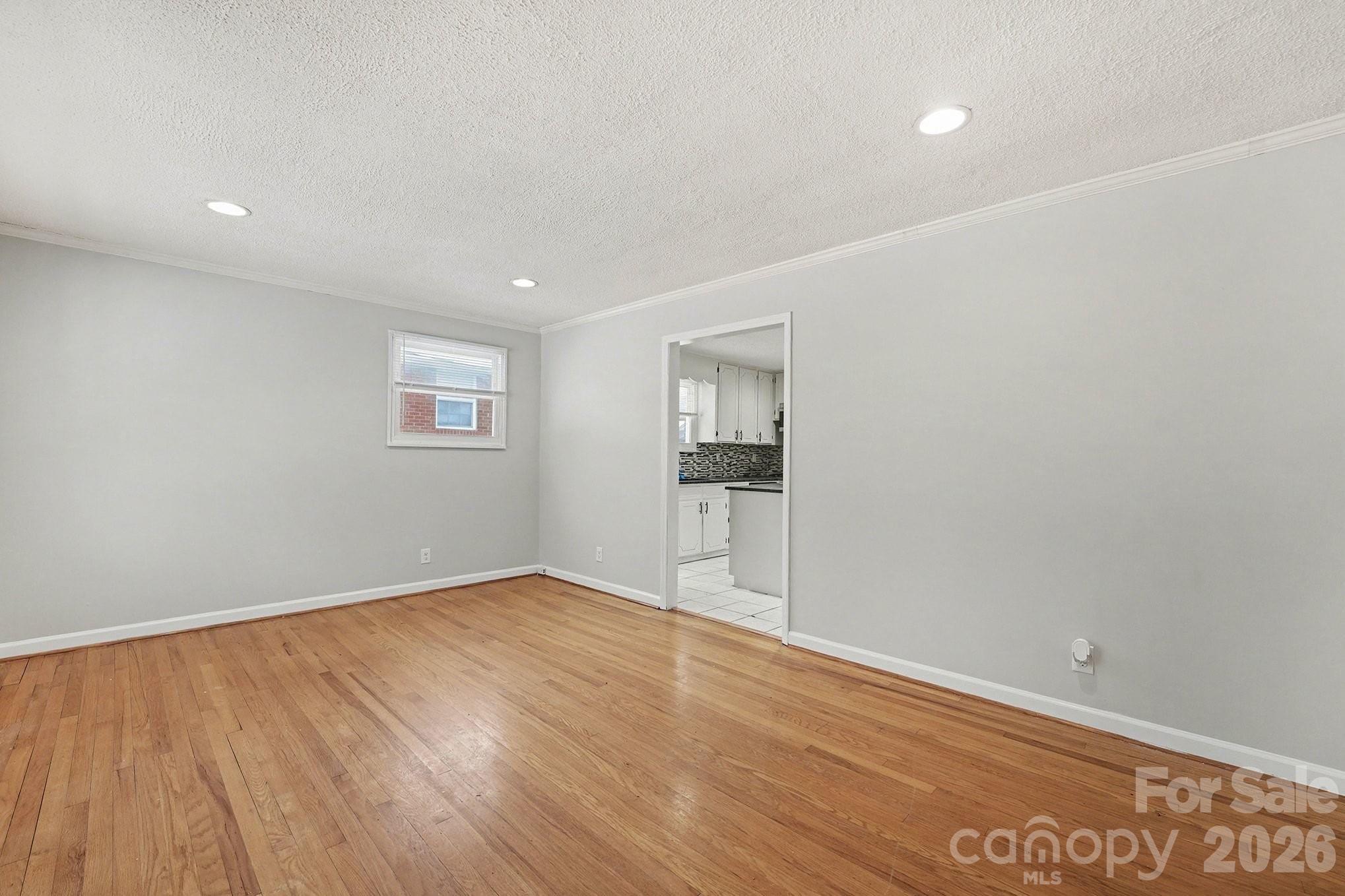 742 N Mulberry Street — Statesville