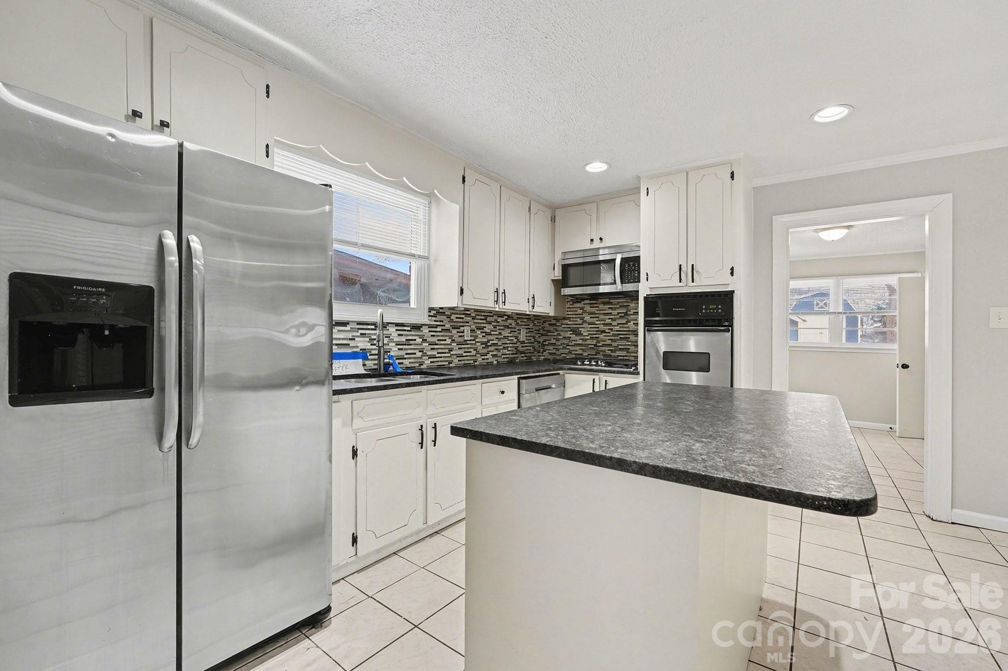 742 N Mulberry Street — Statesville