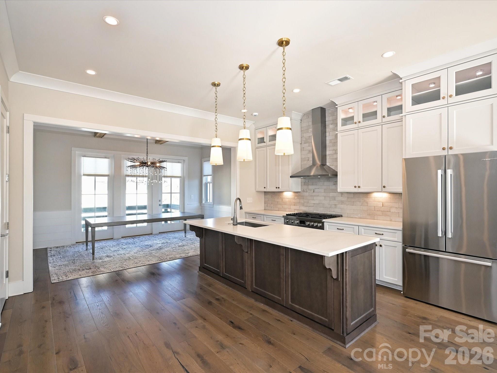 2428 Runnymede Lane — Charlotte