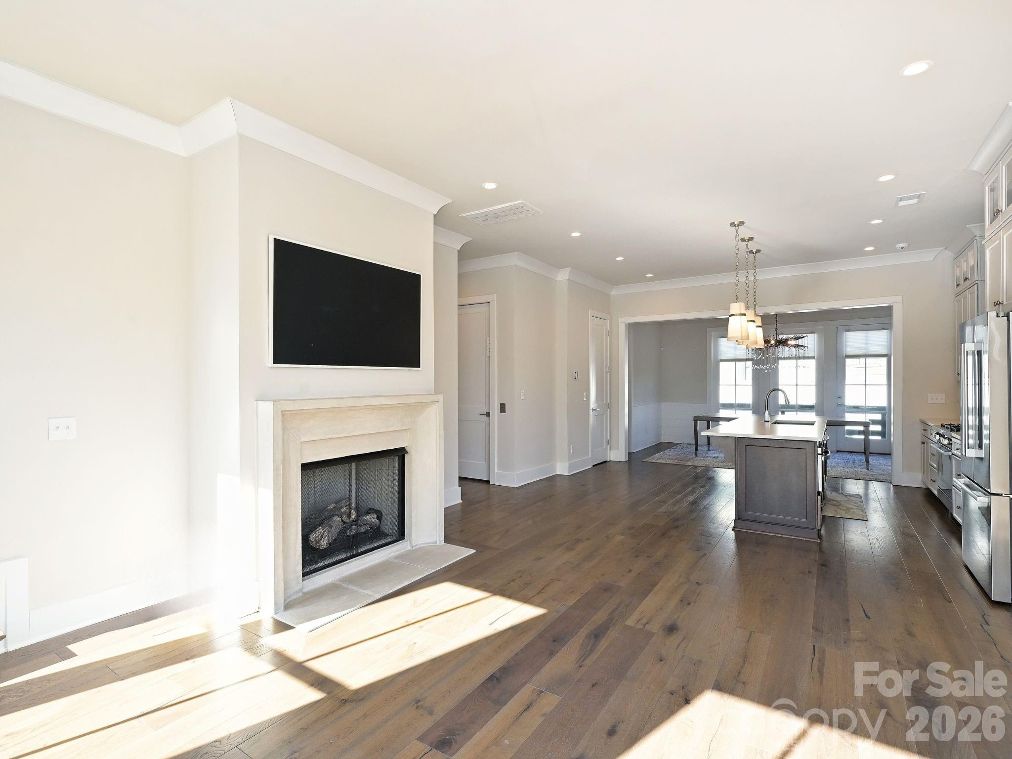 2428 Runnymede Lane — Charlotte