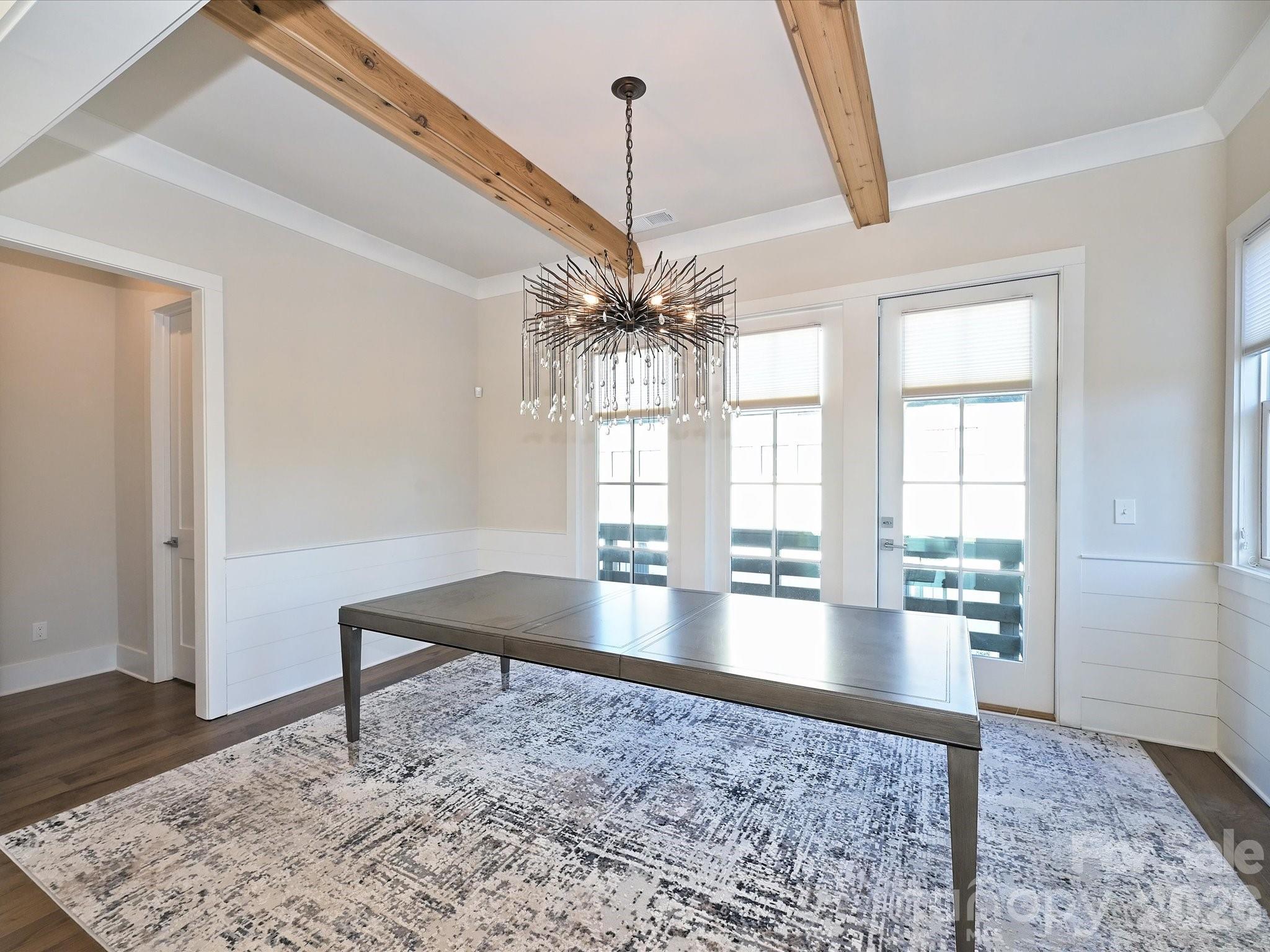 2428 Runnymede Lane — Charlotte