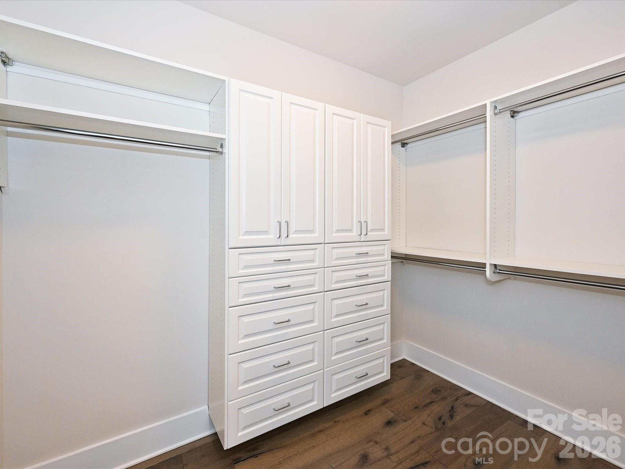 2428 Runnymede Lane — Charlotte