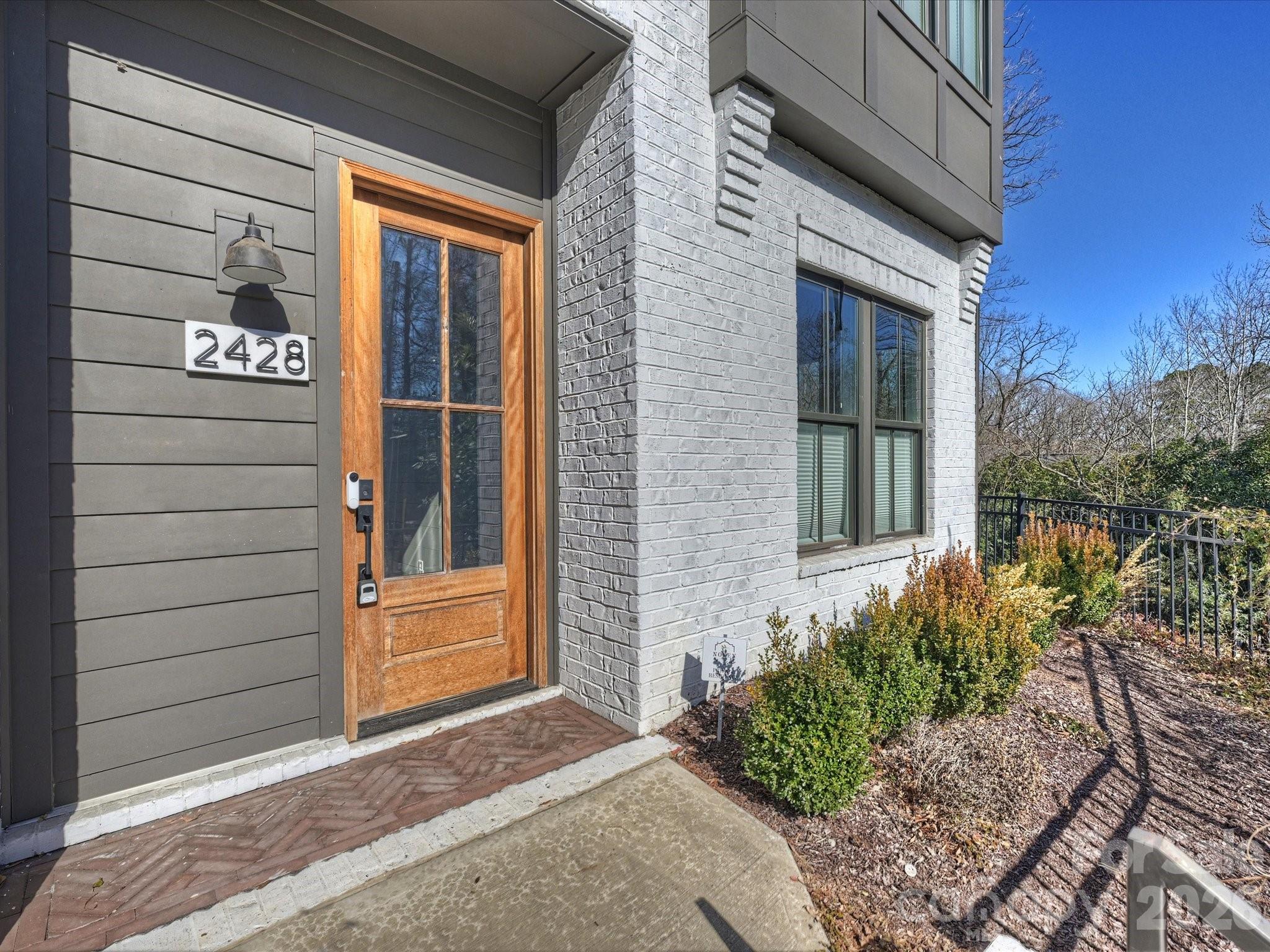 2428 Runnymede Lane — Charlotte