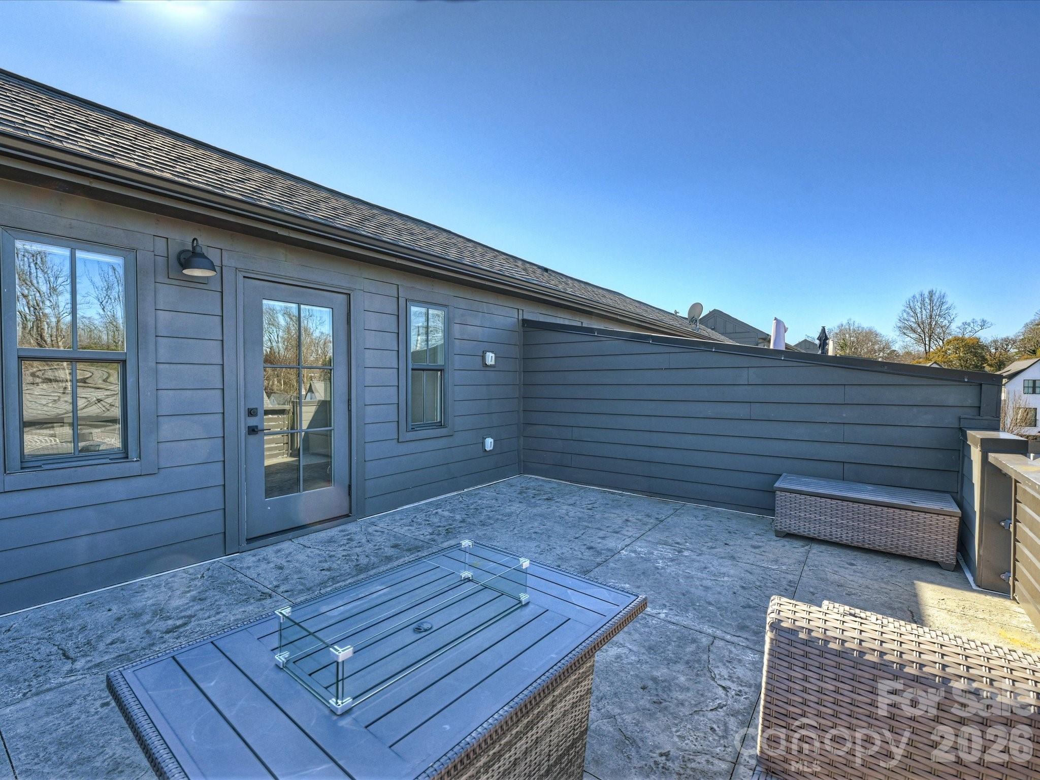 2428 Runnymede Lane — Charlotte