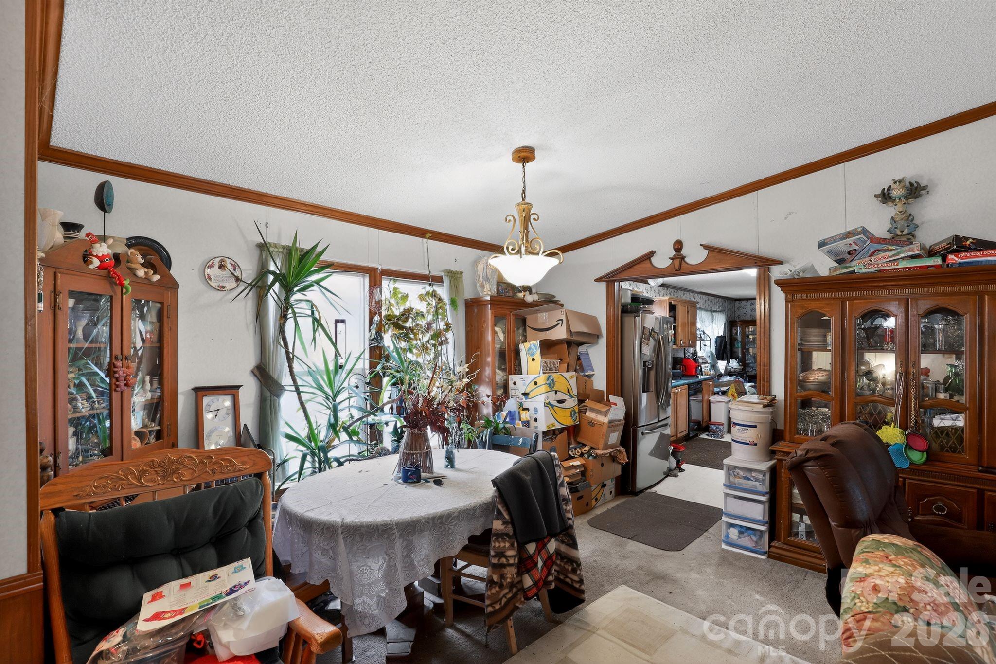 15 Wright Road — Whittier