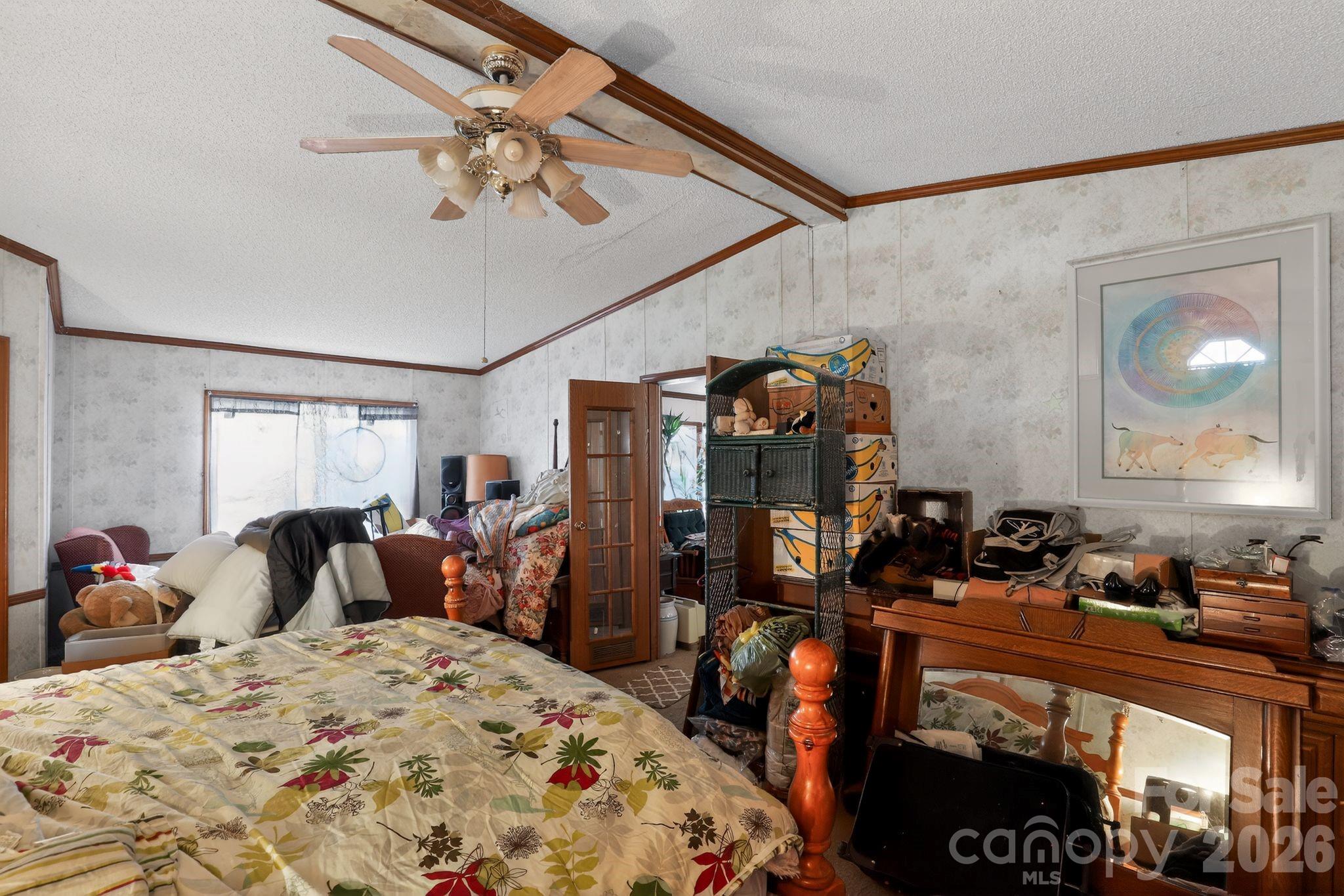 15 Wright Road — Whittier