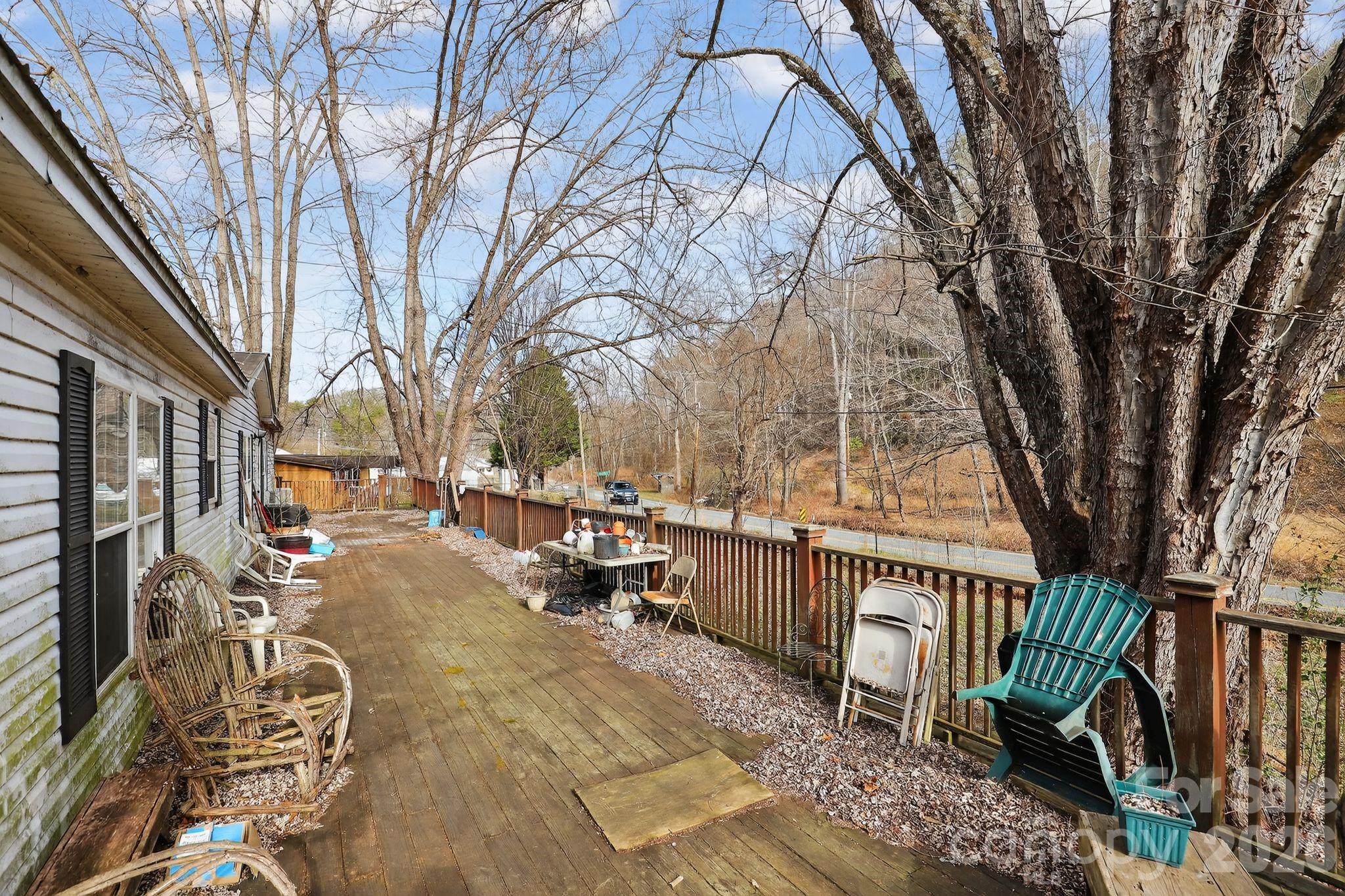 15 Wright Road — Whittier
