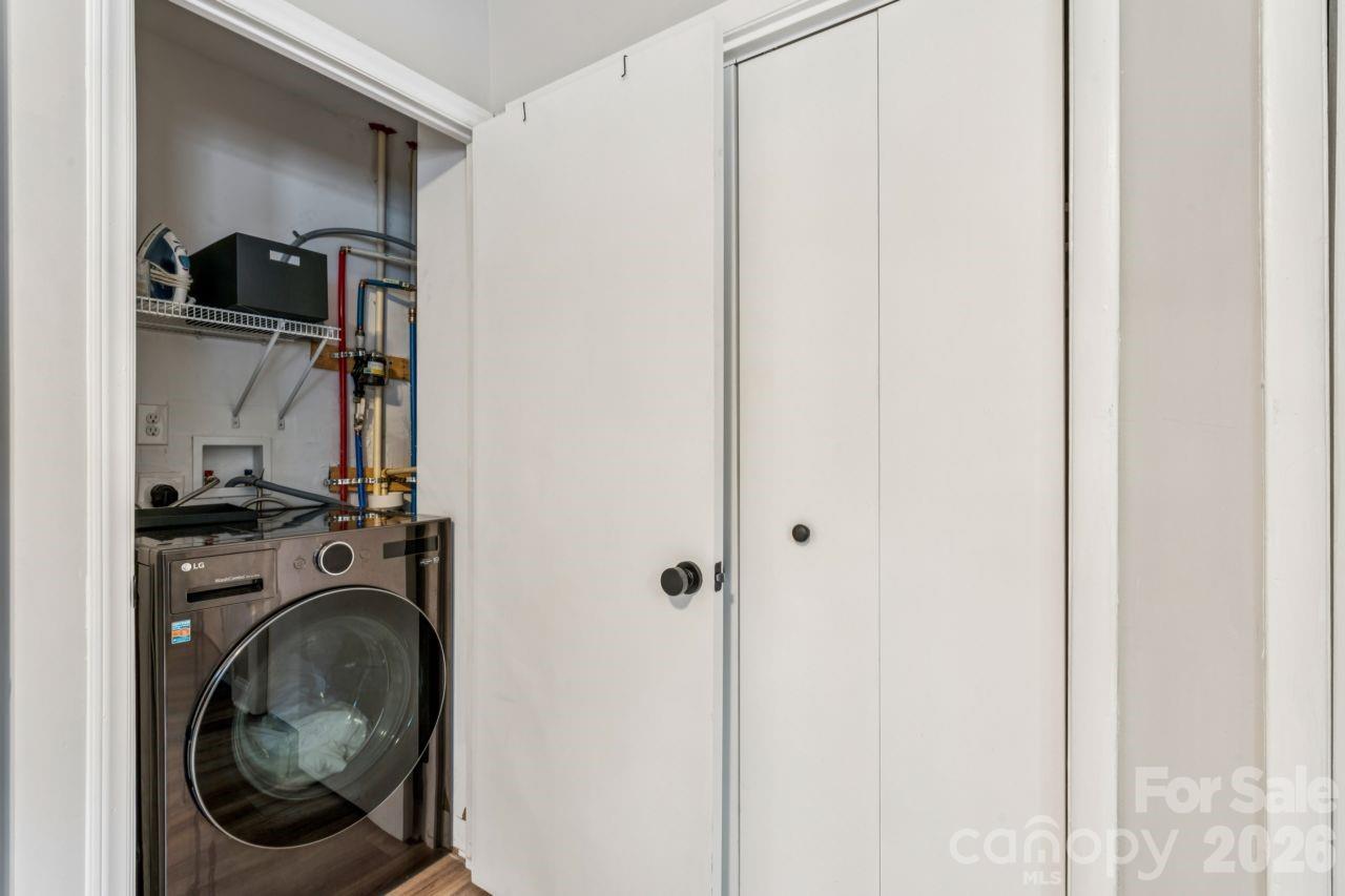 2000 Patio Court #119 — Charlotte