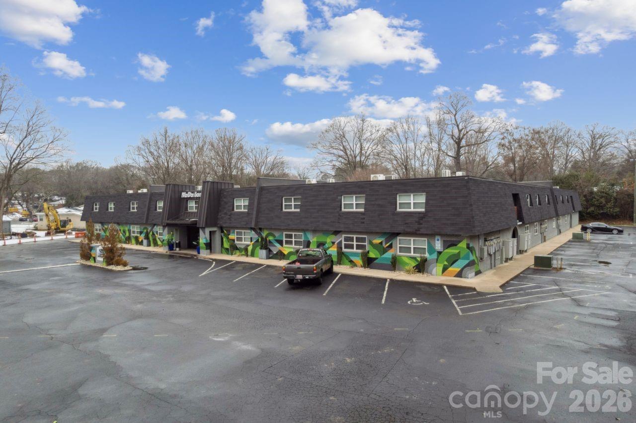 2000 Patio Court #119 — Charlotte